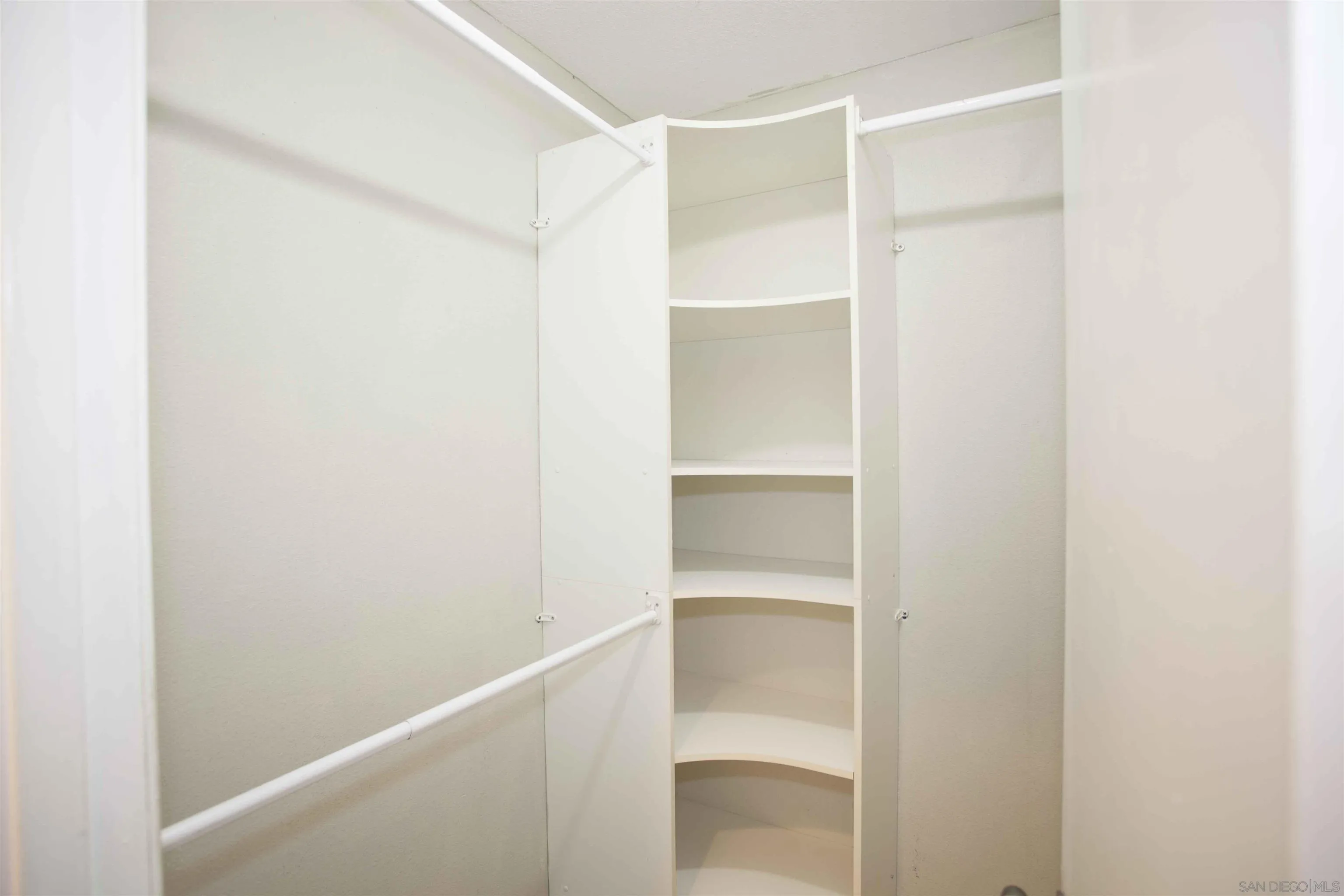 Photo #20: 260016940 Listing: Photo #20