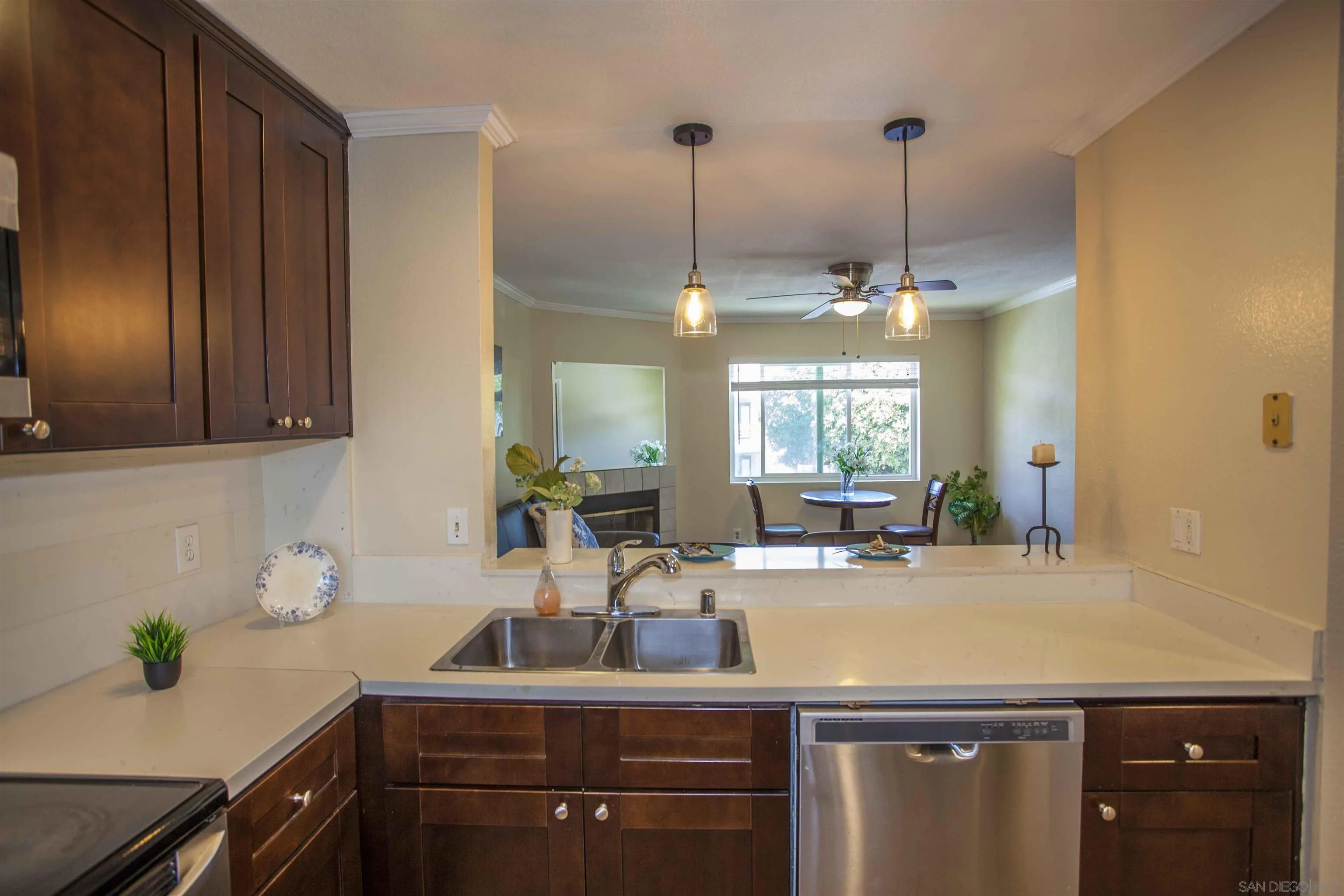 Photo #10: 260016940 Listing: Photo #10