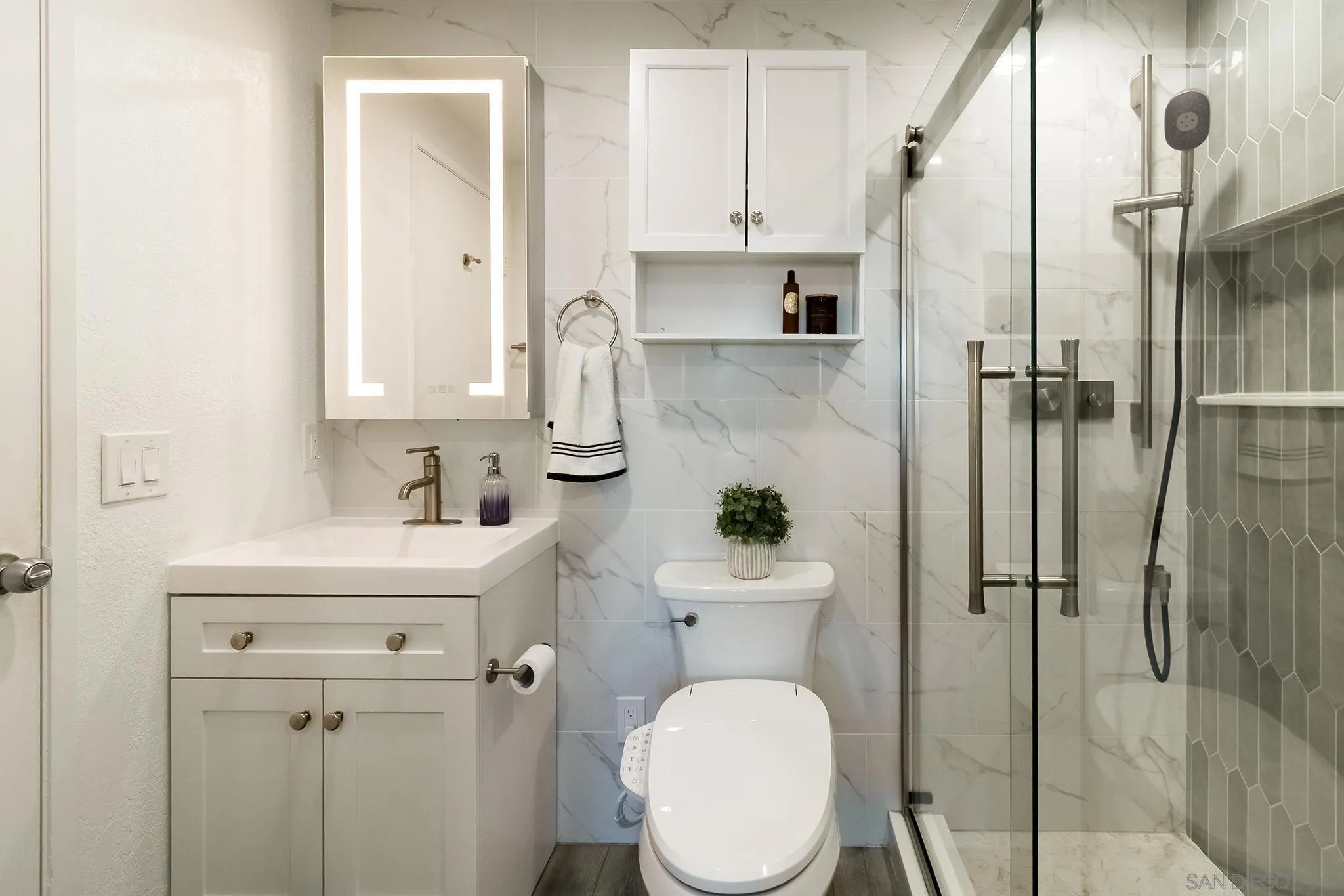 https://cdn.realtyfeed.com/cdn/127/260016943/5747e6a94c9466aba76f7a005b11f83e.webp