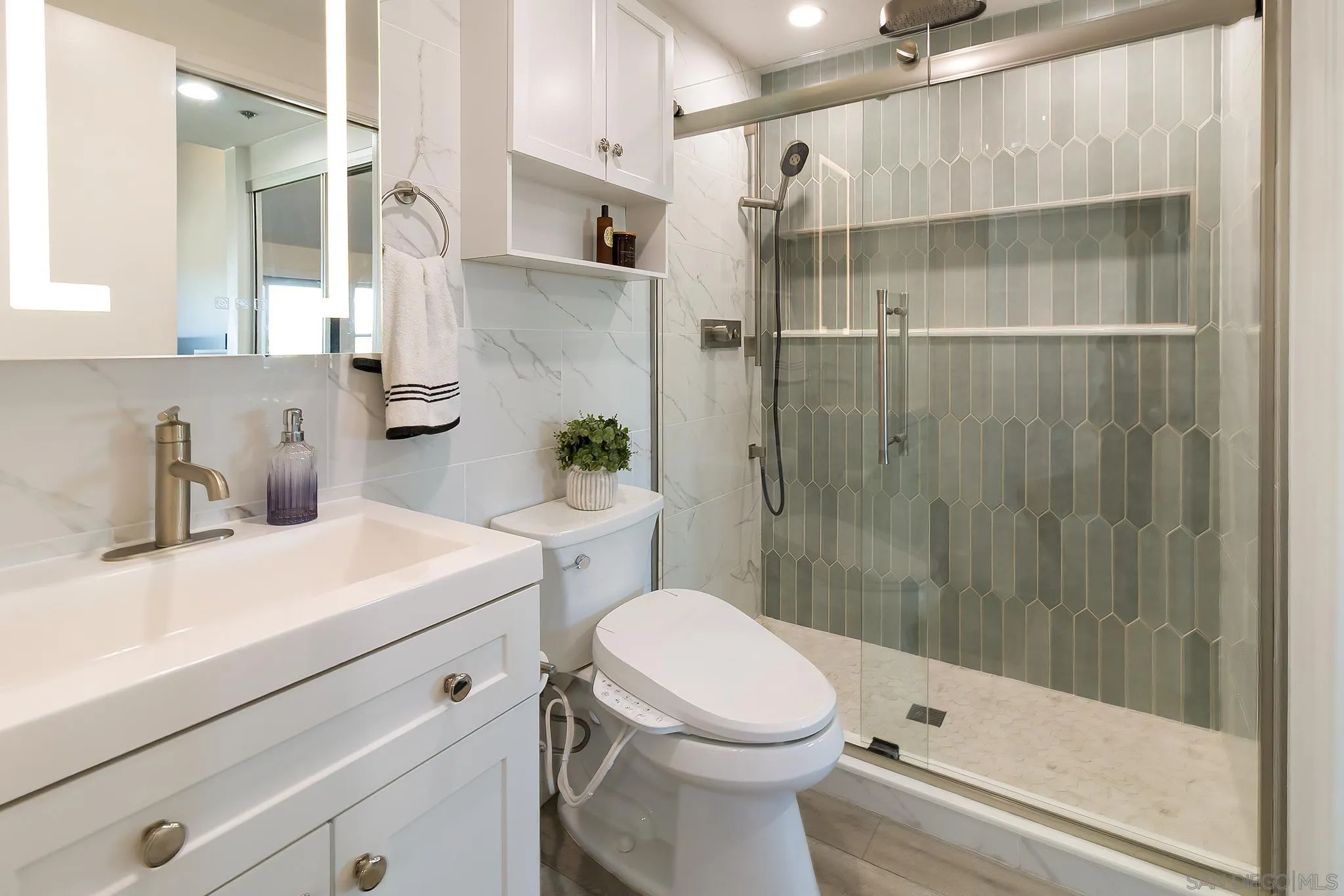 https://cdn.realtyfeed.com/cdn/127/260016943/b7bdea2c0ae88d3786503d3b52d8817a.webp