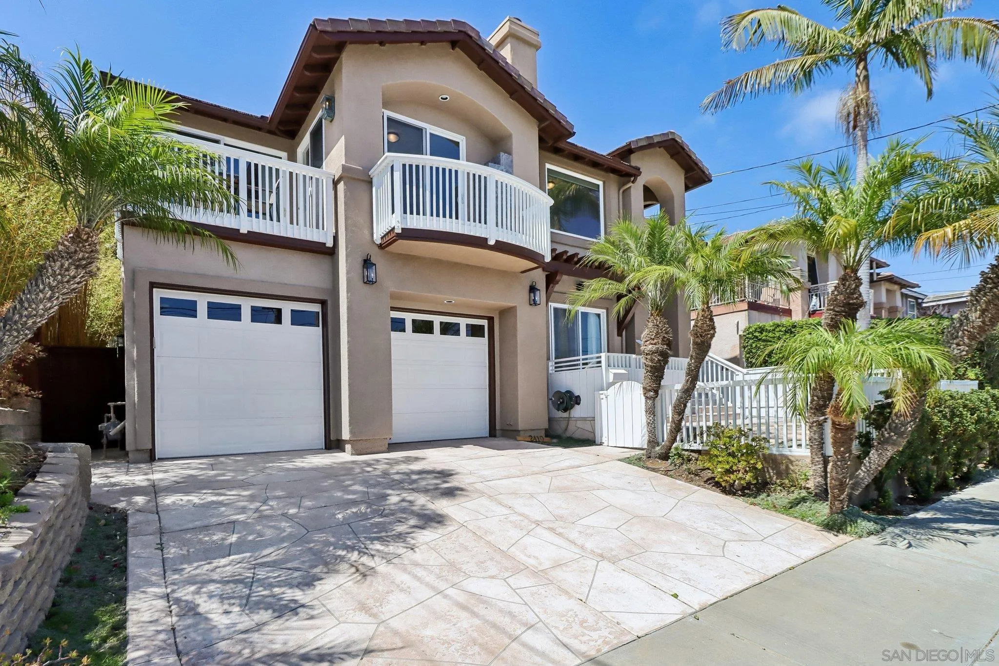https://cdn.realtyfeed.com/cdn/127/260016944/277bf64409b9ca3f825f1f9338dbc66c.webp