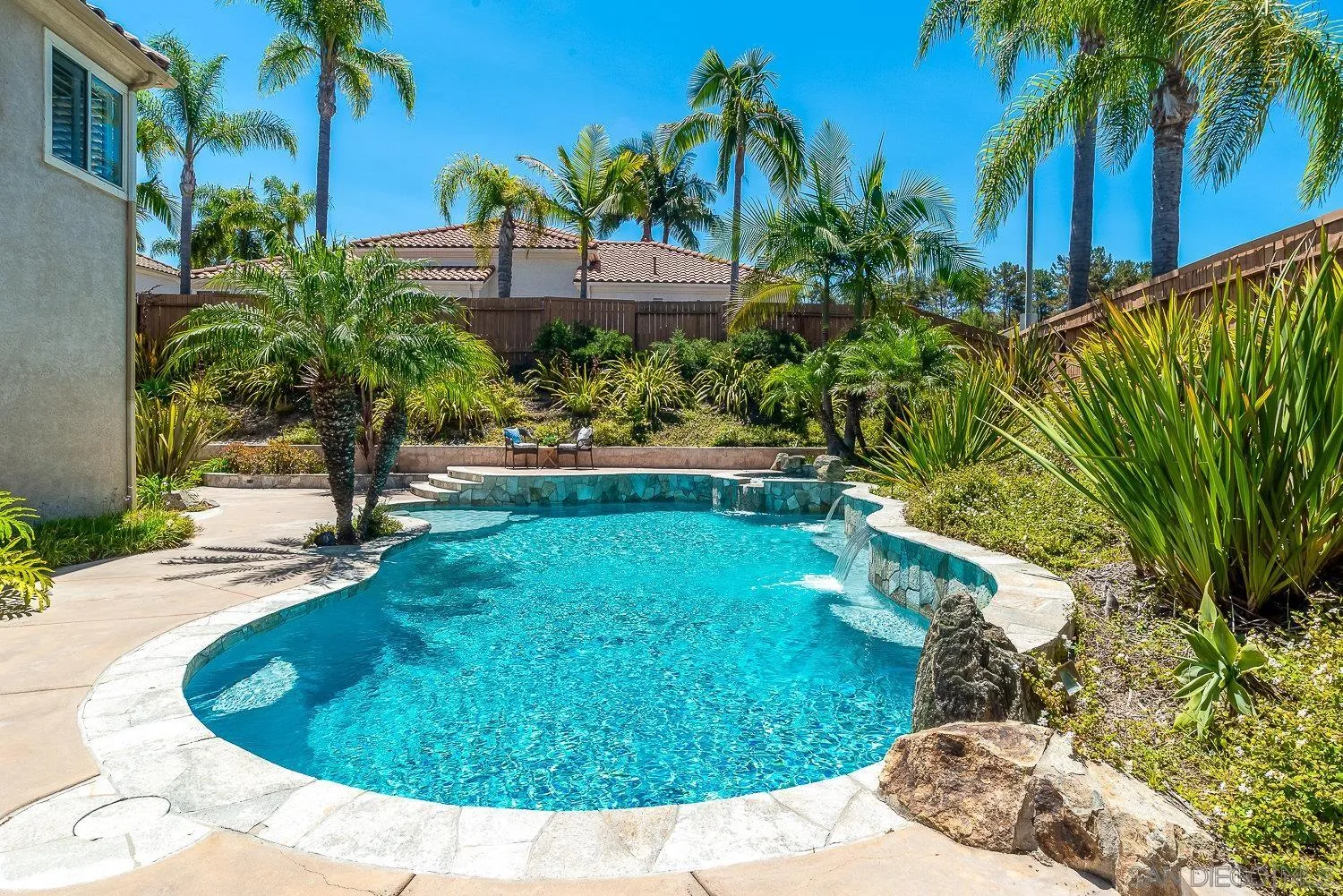 https://cdn.realtyfeed.com/cdn/127/260016948/13bfae6e36cc47b5c08f0730fbda84ad.webp