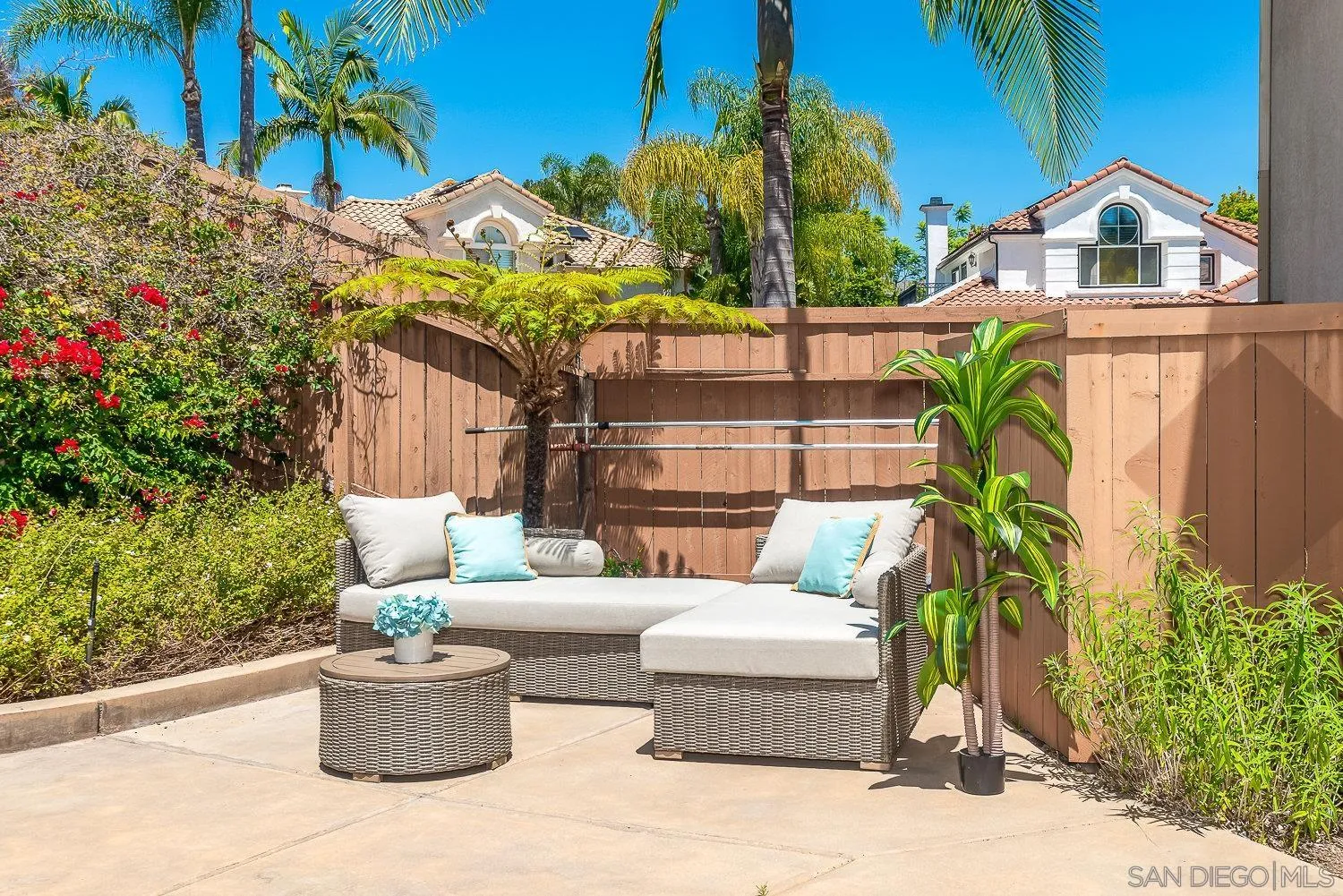 https://cdn.realtyfeed.com/cdn/127/260016948/4fcd074e04bef24cd5594f8bb0567ad7.webp