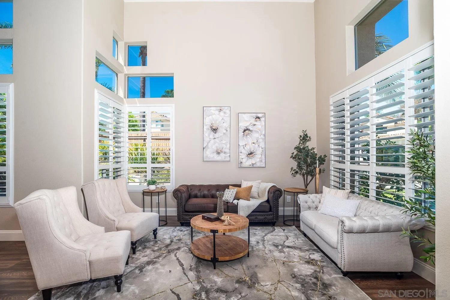 https://cdn.realtyfeed.com/cdn/127/260016948/624f3b1fb9bd19920ed0b17aa8ed2bb6.webp