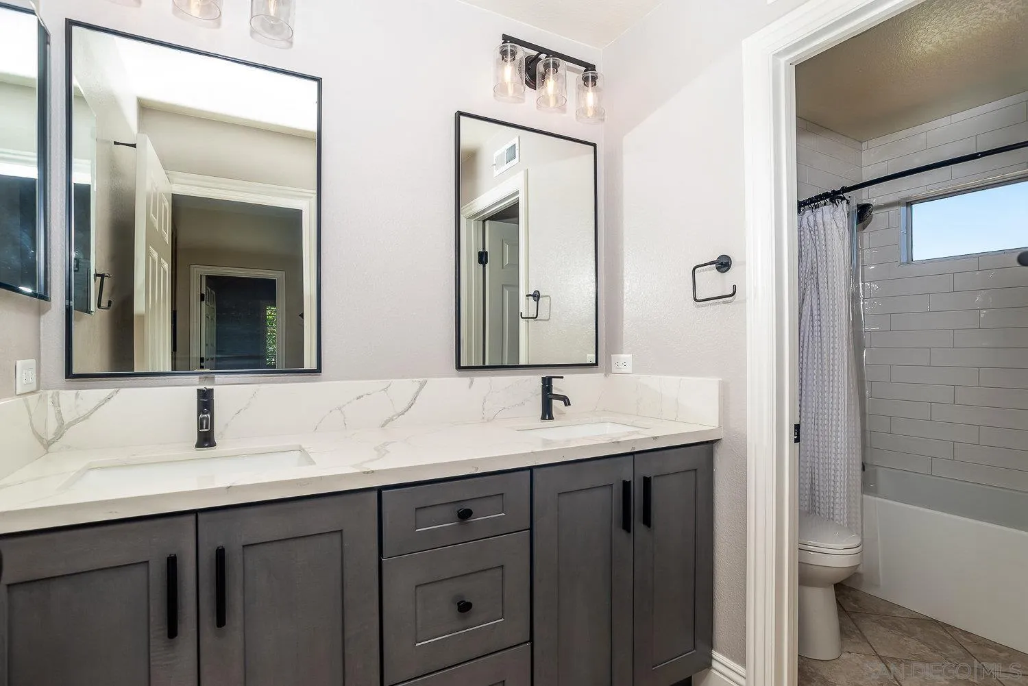 https://cdn.realtyfeed.com/cdn/127/260016948/7d482851571ef272e9b8eebc580df5e0.webp