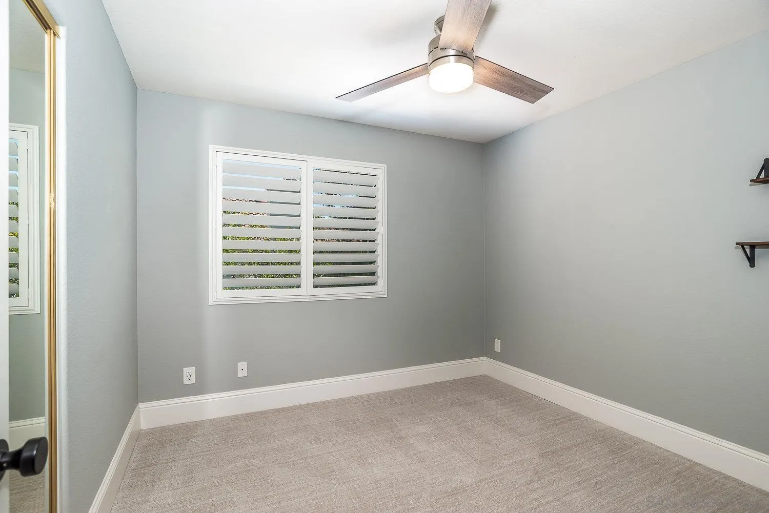 https://cdn.realtyfeed.com/cdn/127/260016948/9efc315cb5f1414bbaa8ee961d78f7fe.webp