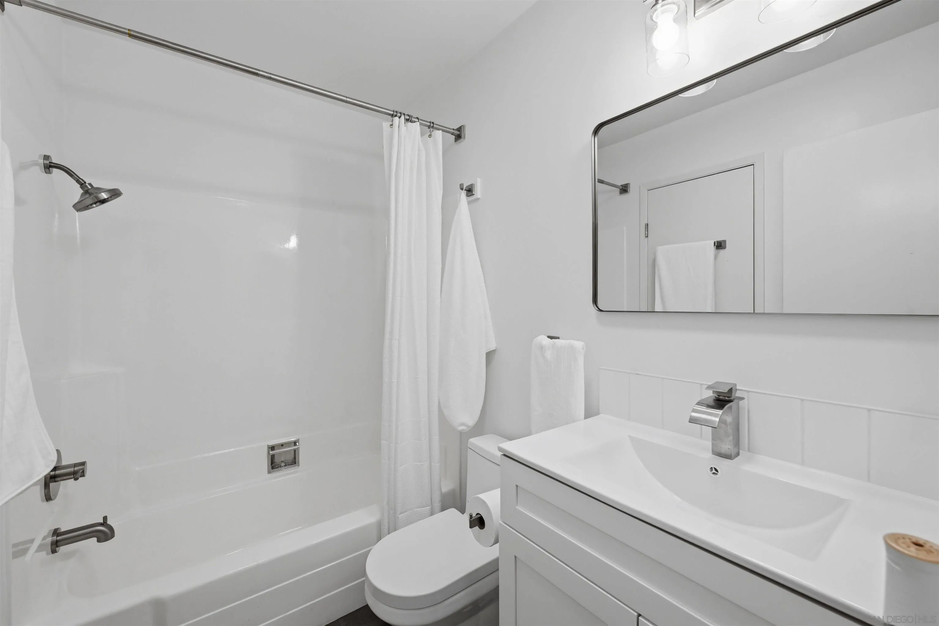 Photo #14: 260016949 Listing: Photo #14