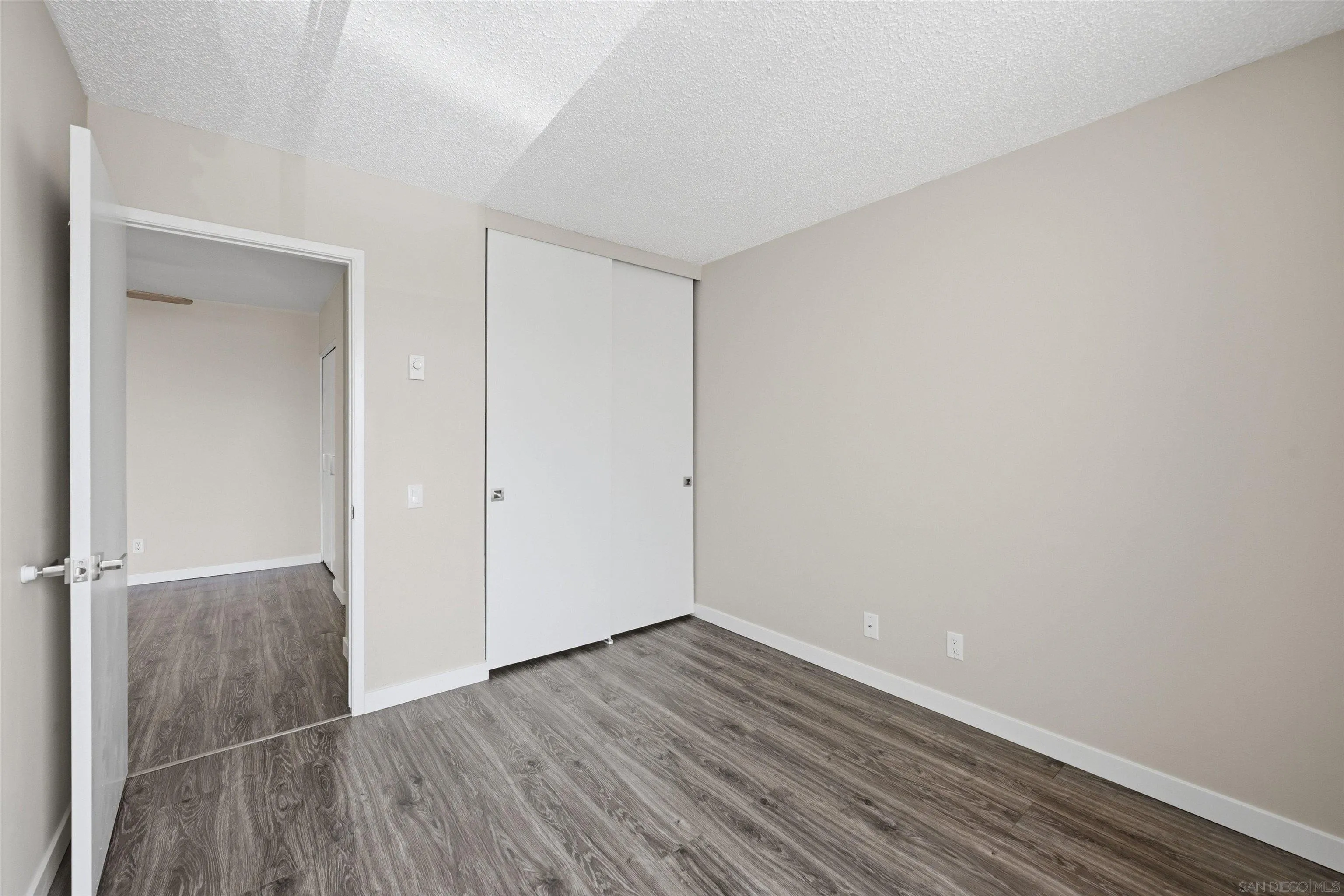 Photo #13: 260016949 Listing: Photo #13