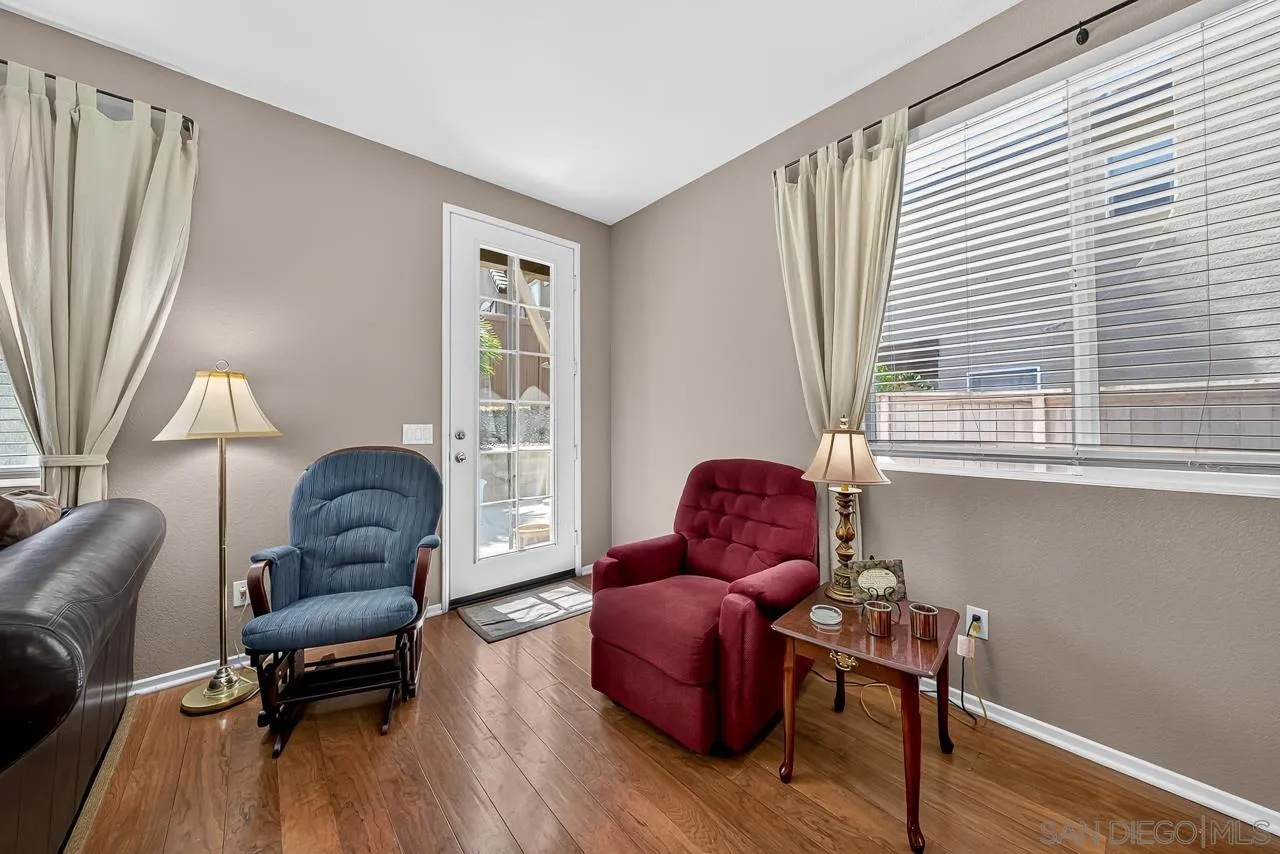 Photo #18: 260016956 Listing: Photo #18