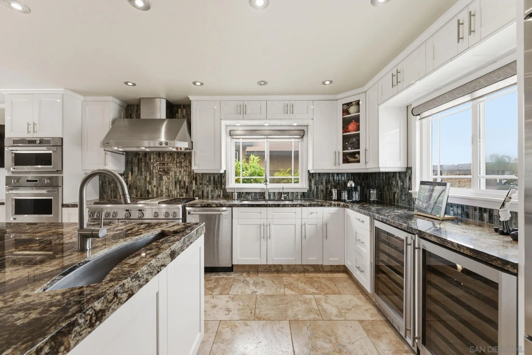 https://cdn.realtyfeed.com/cdn/127/260016960/33a6e4a6b7eb54f7a4b963038a2ce85f.webp