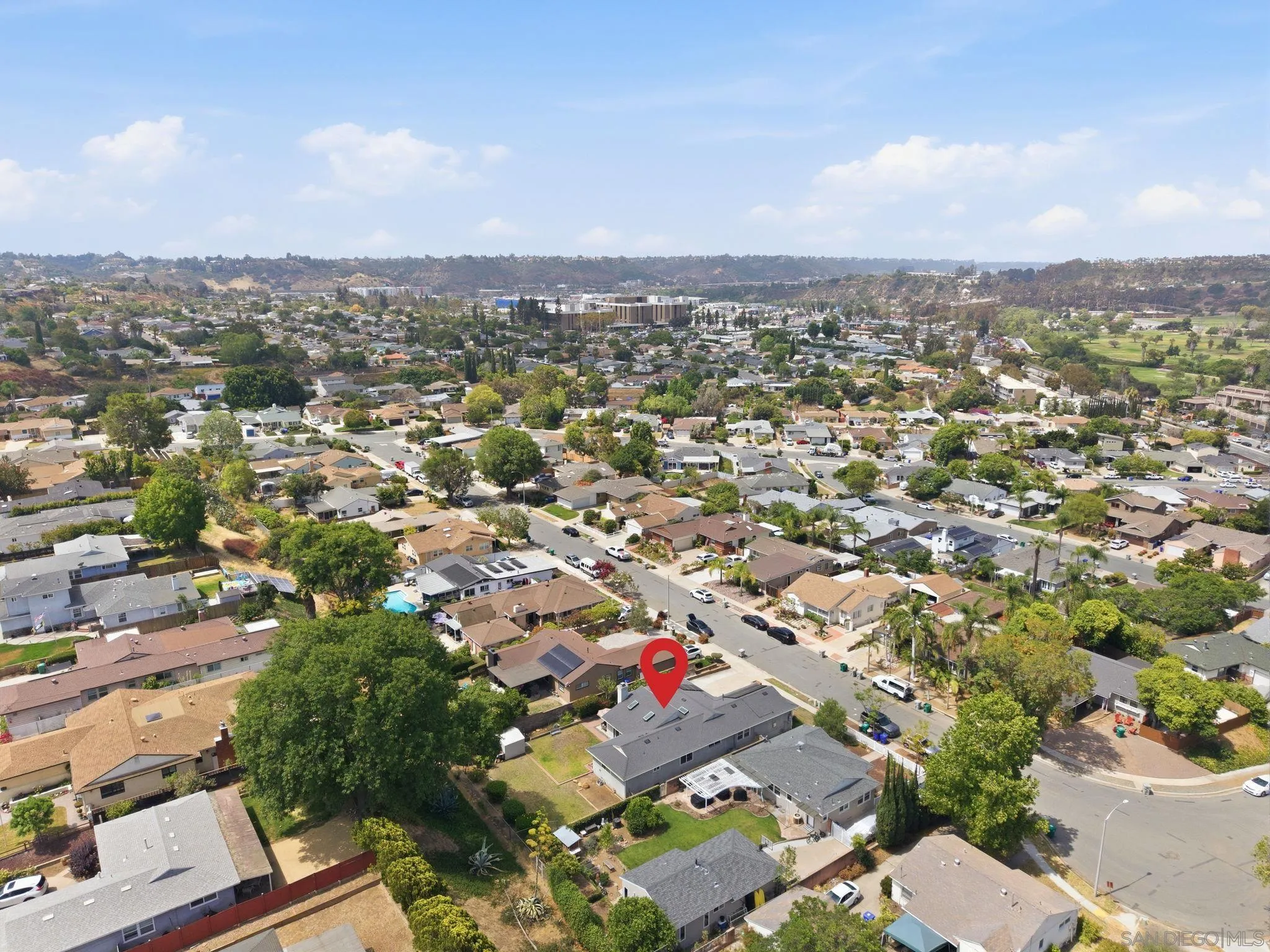 https://cdn.realtyfeed.com/cdn/127/260016960/5b9a250e43c4da74986e349323543187.webp