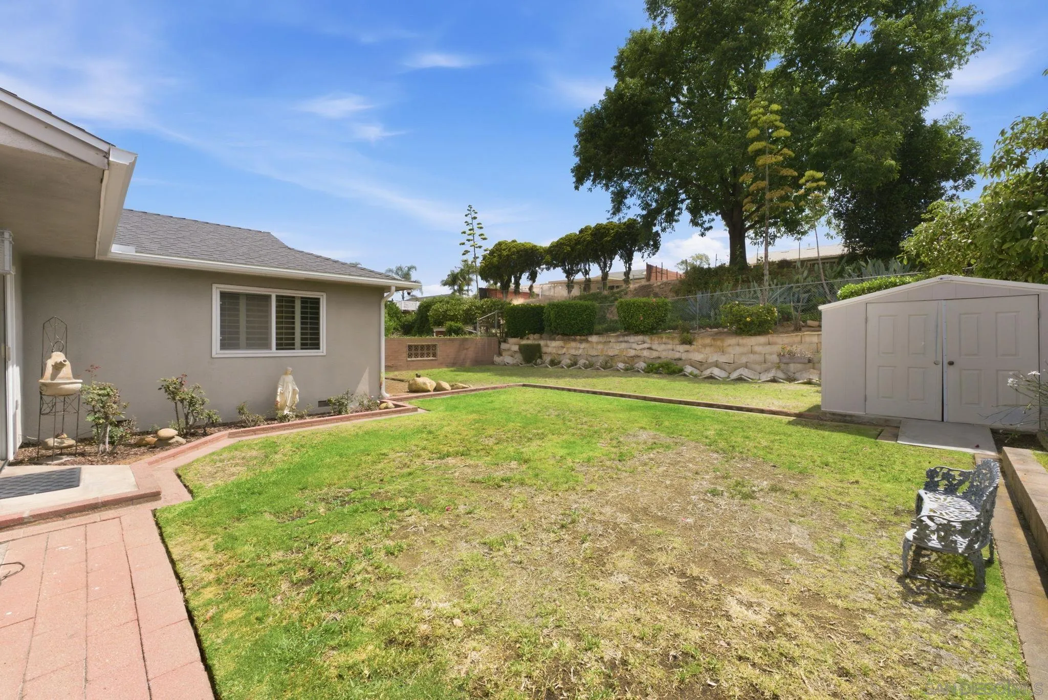 https://cdn.realtyfeed.com/cdn/127/260016960/d31cdf9b2ab896e16127fb15d092a16e.webp