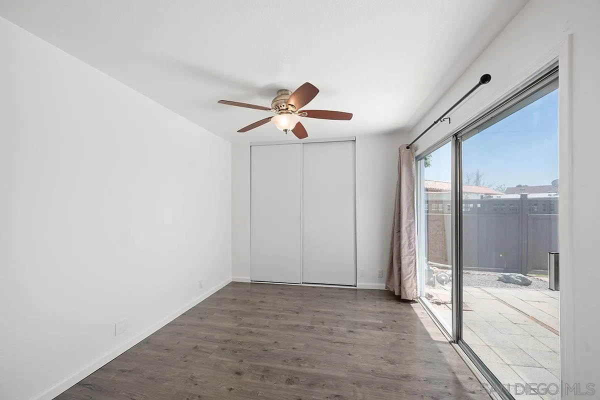 Office/bedroom