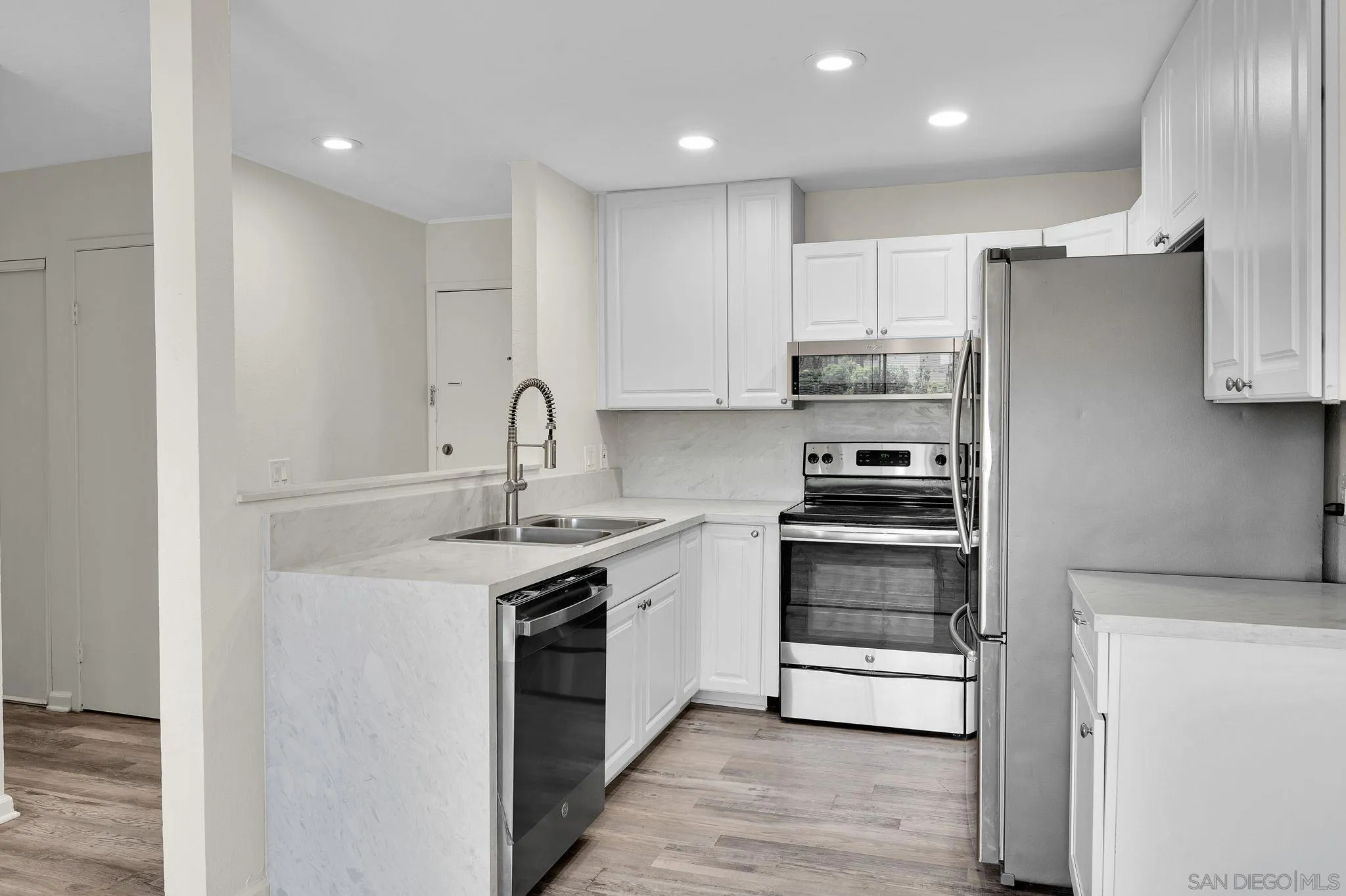 Photo #20: 260016973 Listing: Photo #20