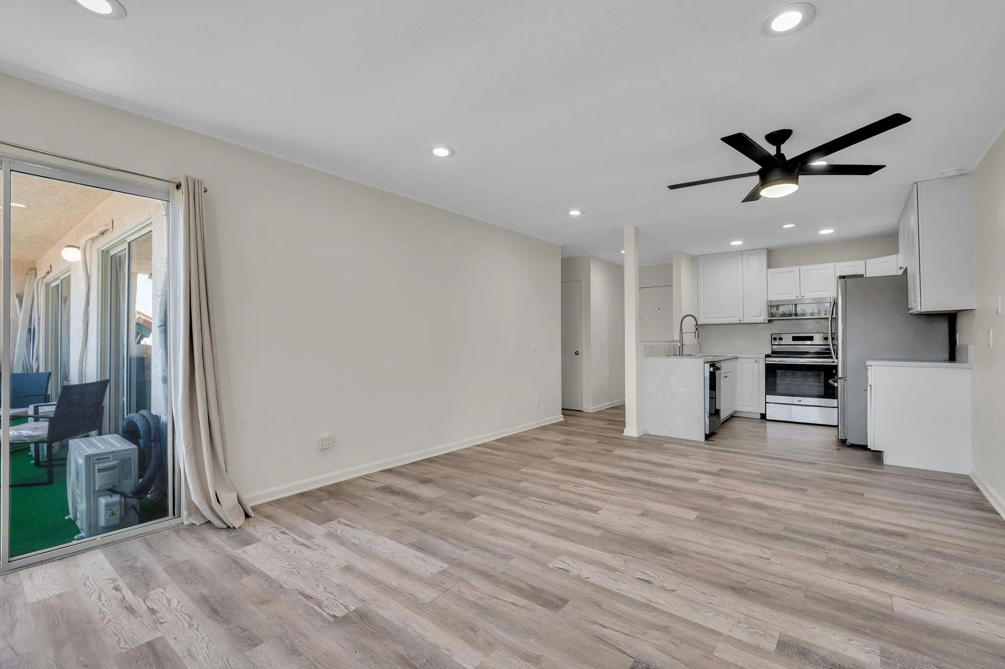 Photo #27: 260016973 Listing: Photo #27