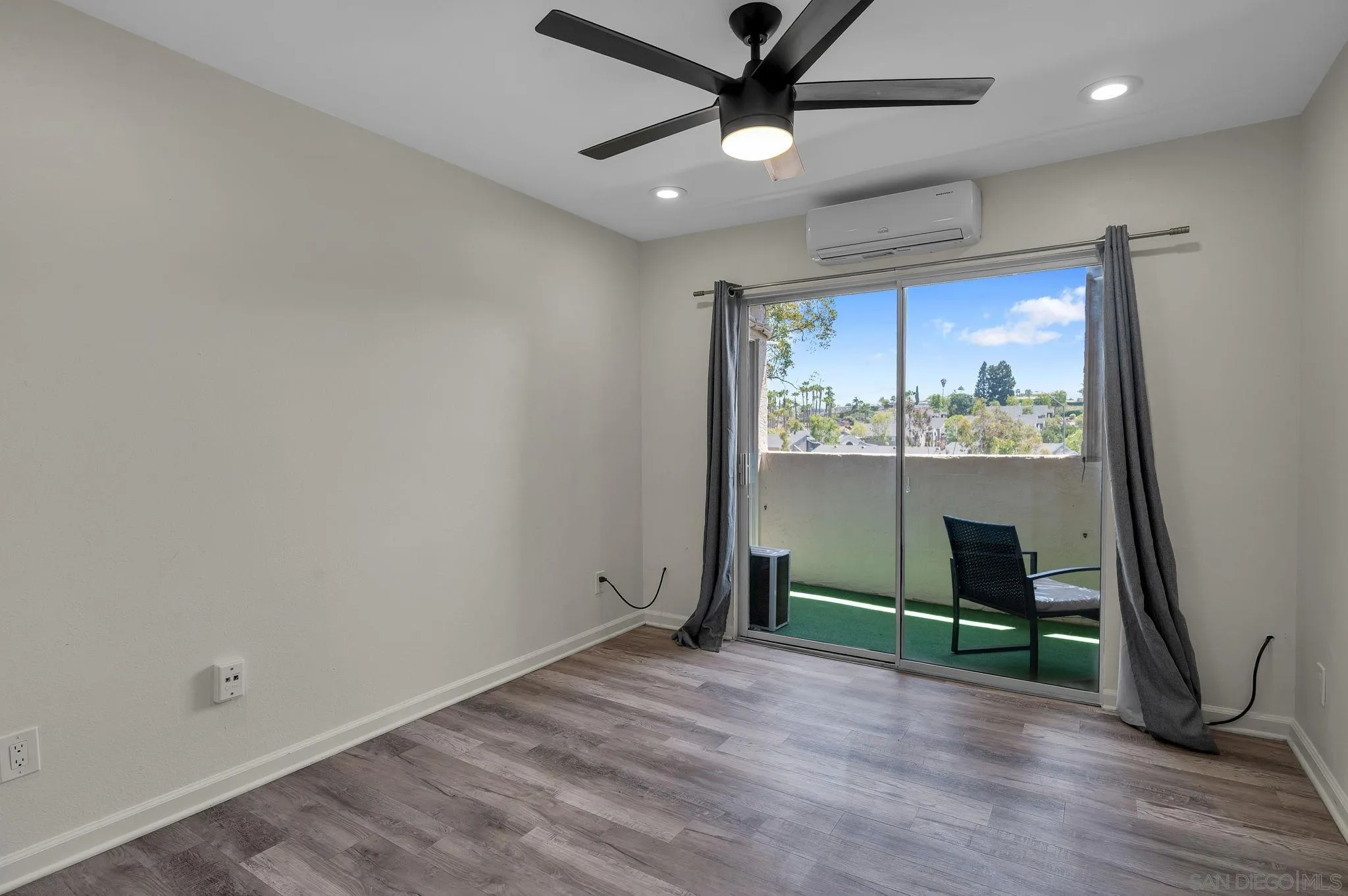 Photo #14: 260016973 Listing: Photo #14