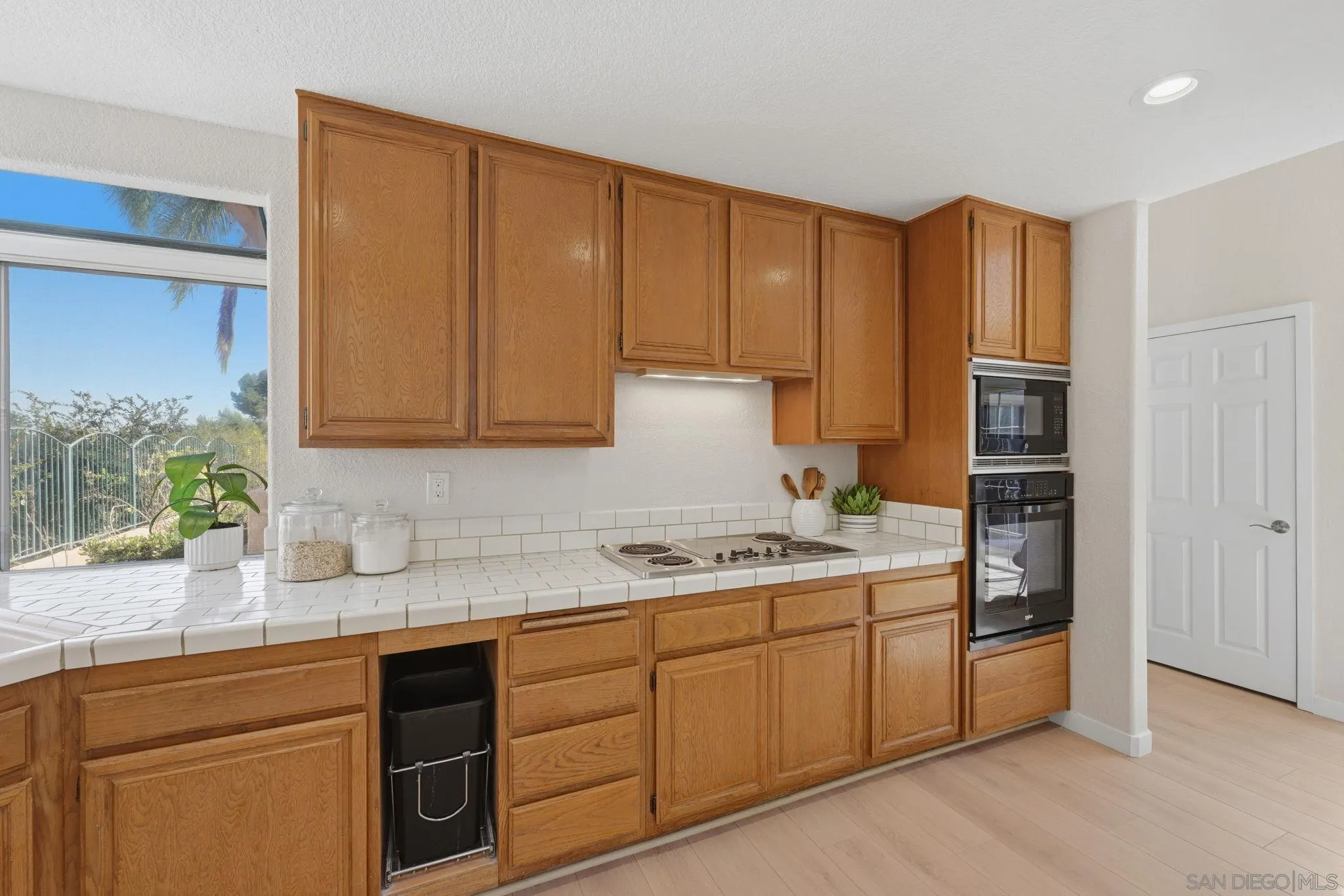 https://cdn.realtyfeed.com/cdn/127/260016974/58f908bec9a1fb626a94c3fbec7573f6.webp