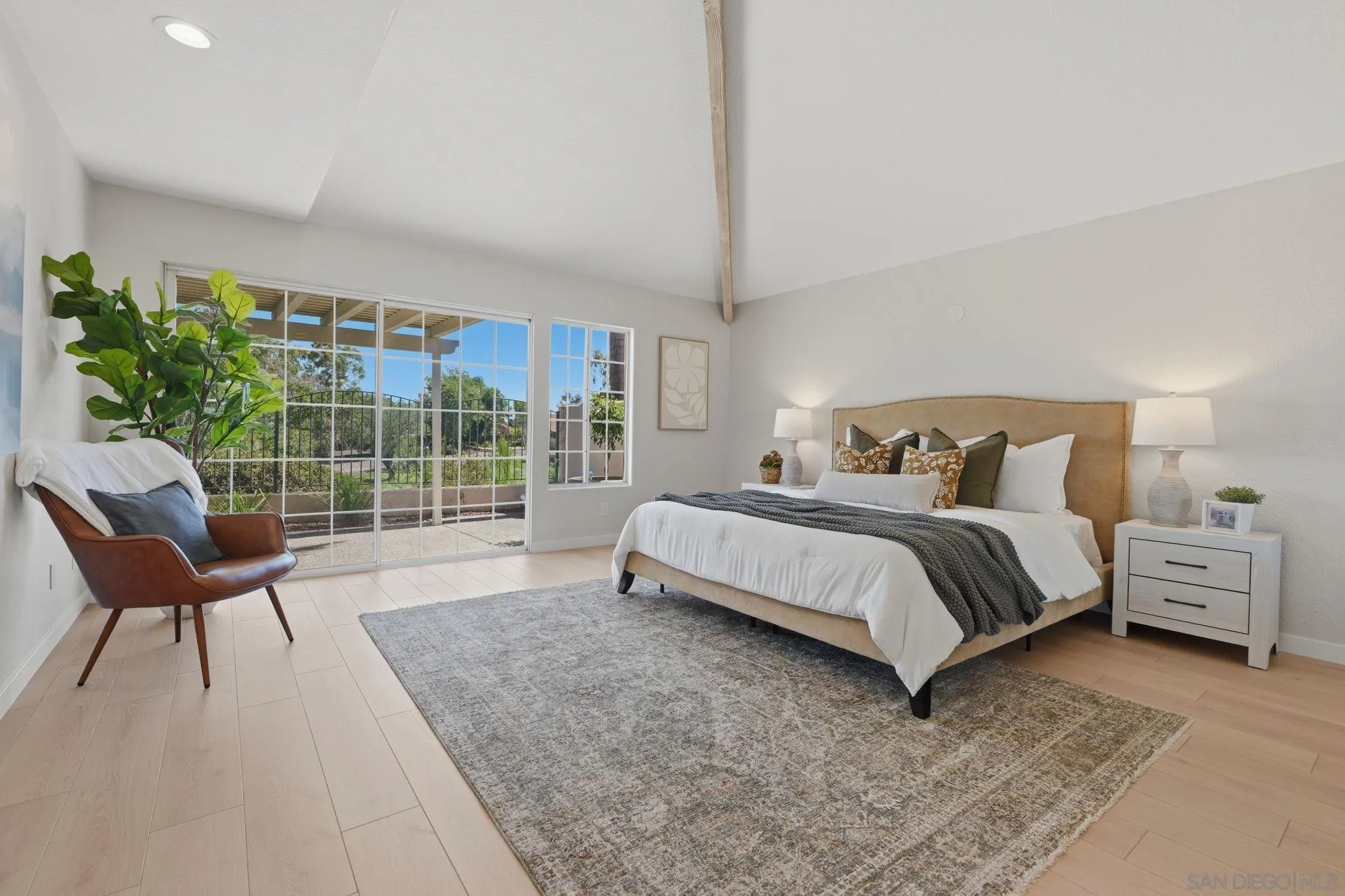https://cdn.realtyfeed.com/cdn/127/260016974/b3ec6e1b0caf945ea014d531462b3770.webp