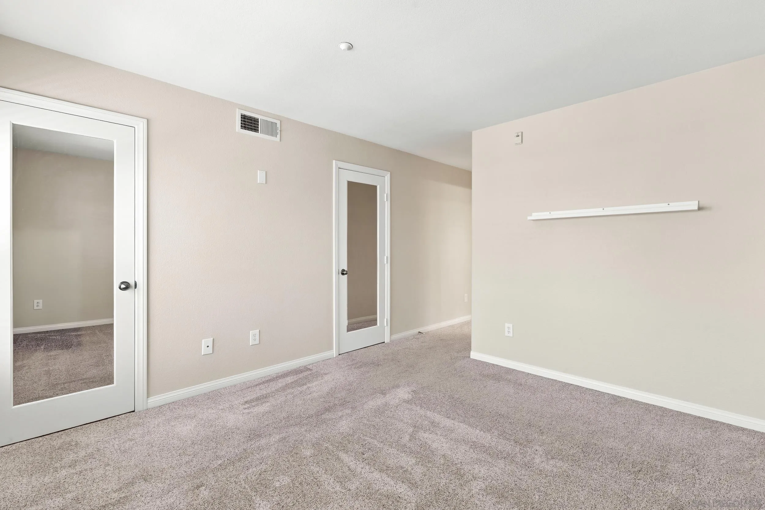 Photo #17: 260016976 Listing: Photo #17