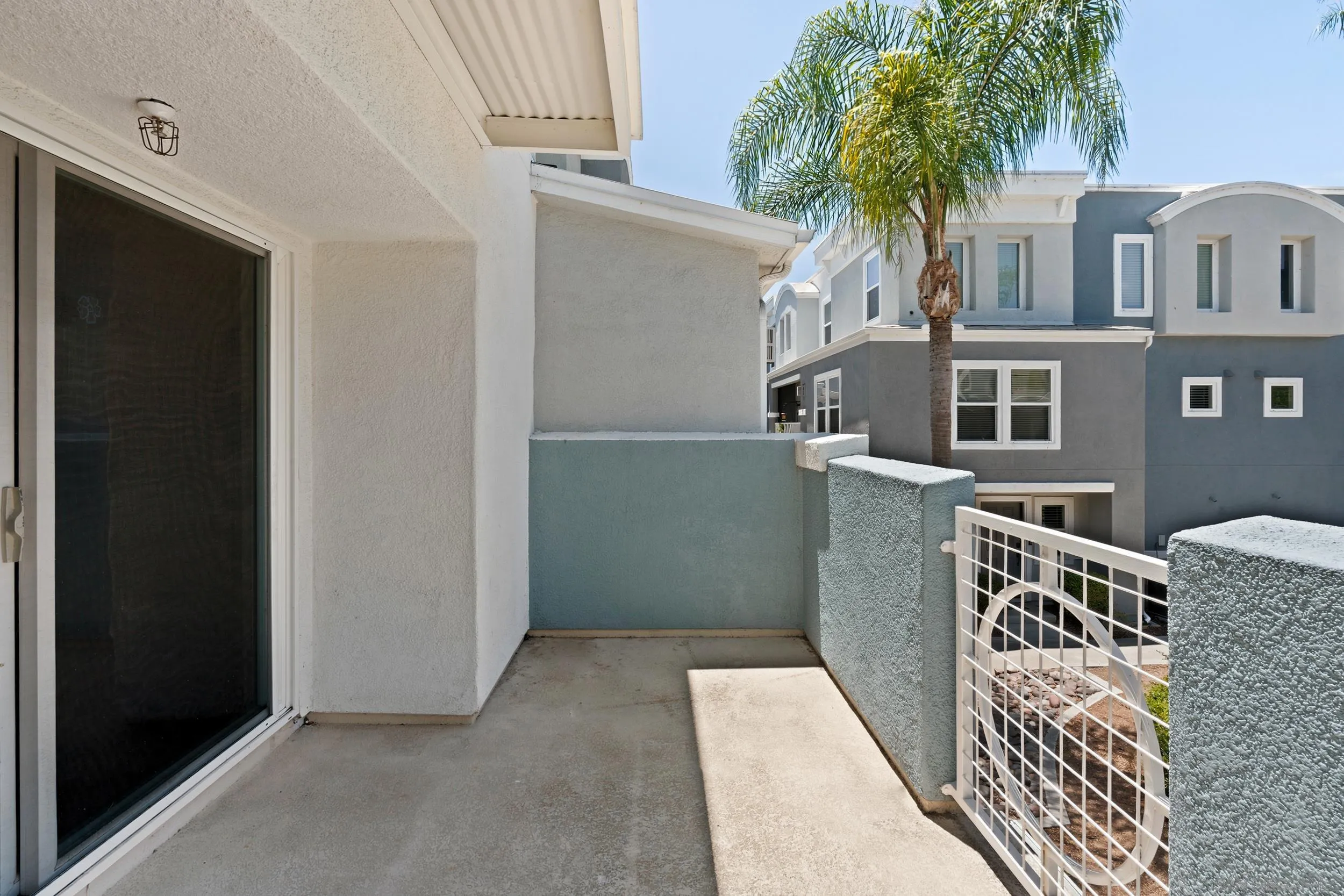 Photo #8: 260016976 Listing: Photo #8