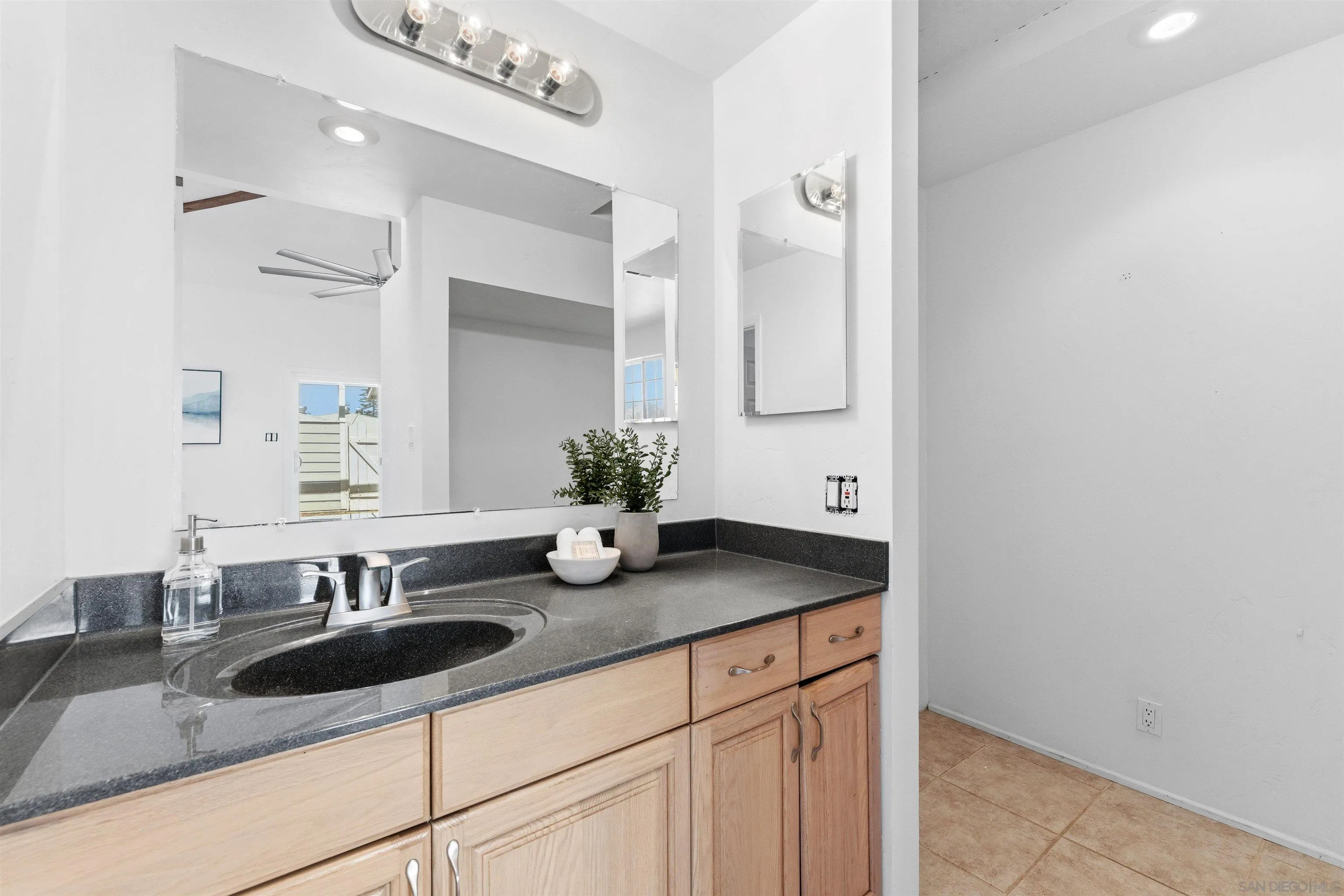 https://cdn.realtyfeed.com/cdn/127/260016977/5993a2443c6b97be75495966255c97ec.webp