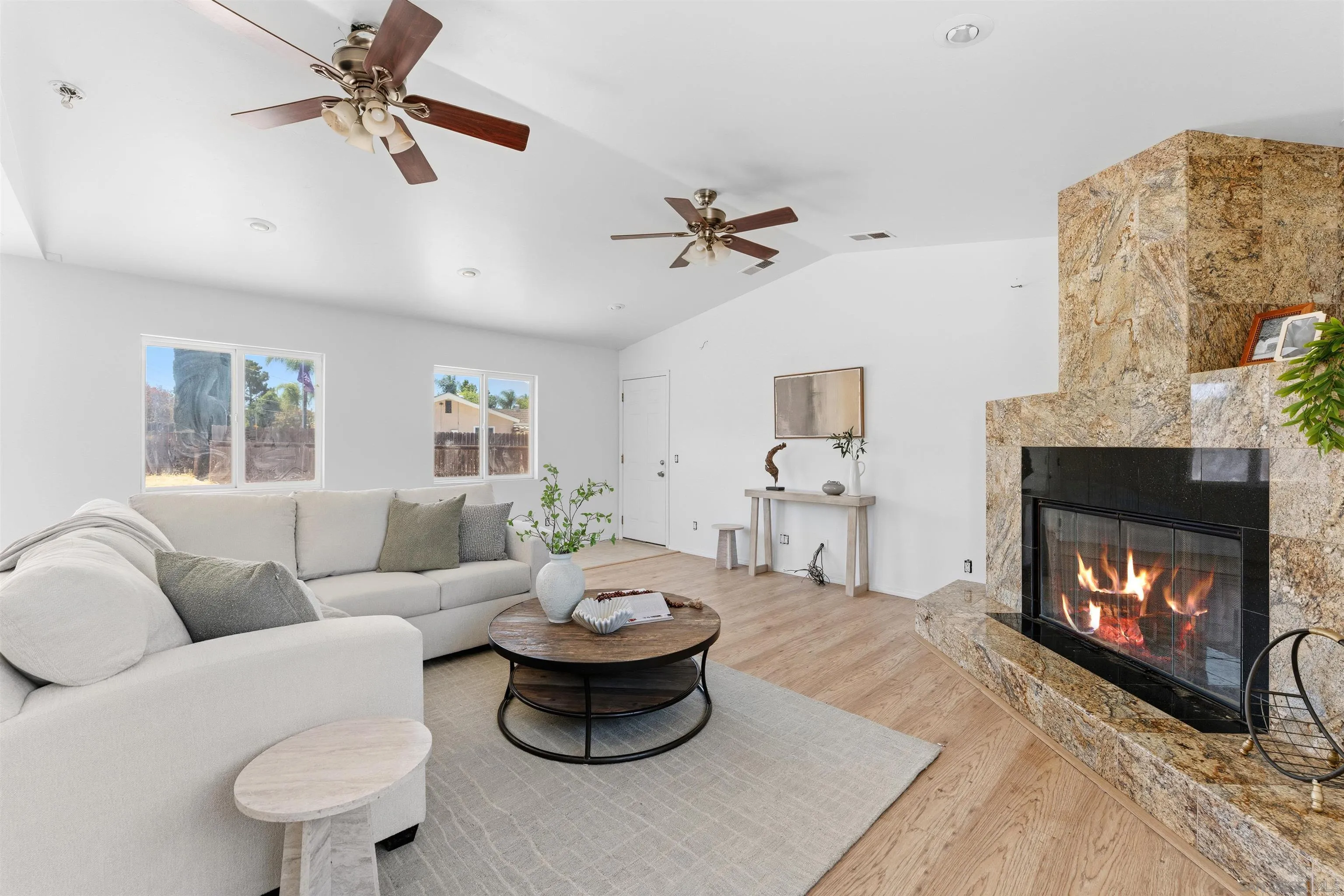 https://cdn.realtyfeed.com/cdn/127/260016977/cb086991e67352356444e658724c60e5.webp