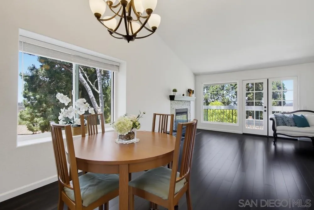 https://cdn.realtyfeed.com/cdn/127/260016978/07bdd7f8bf9a544e3943e246297e6083.webp