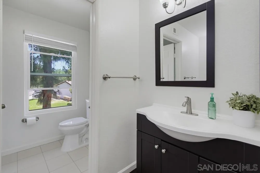 https://cdn.realtyfeed.com/cdn/127/260016978/3fb2b184bfbfc24f6c08121be3c445fb.webp