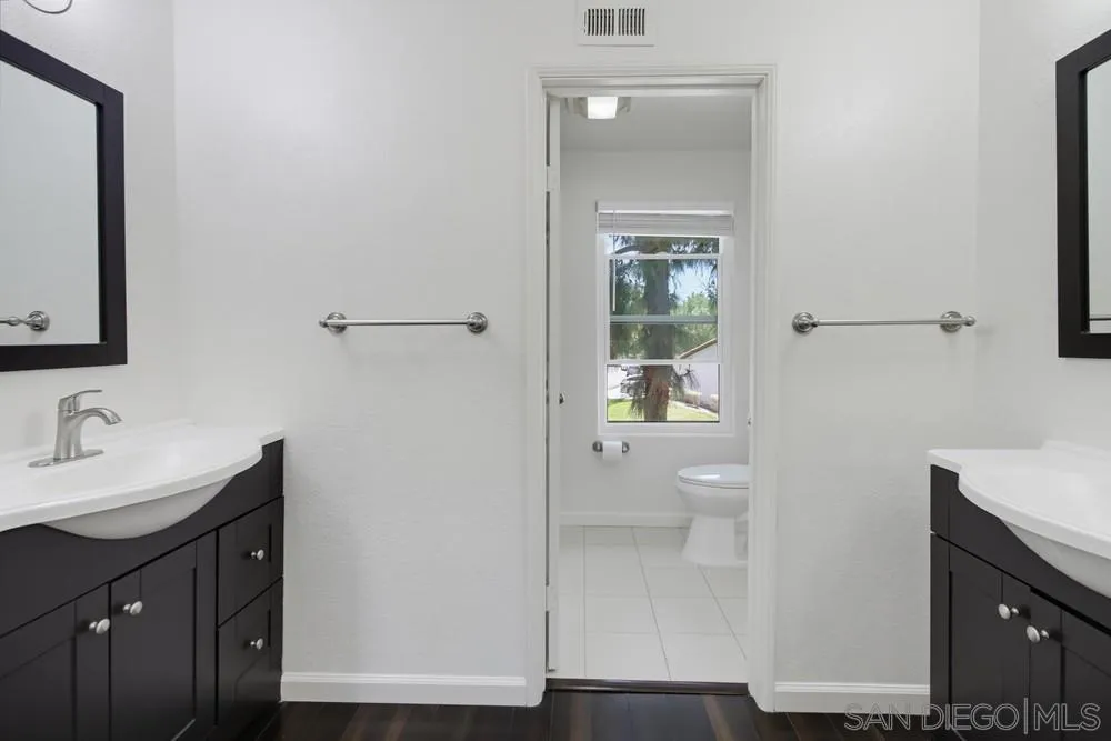 https://cdn.realtyfeed.com/cdn/127/260016978/6d2ef8245dbde7c7ddc8413ecc37732d.webp