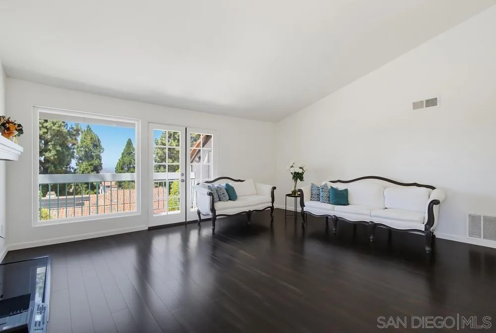 16238 Avenida Venusto Unit E, San Diego, CA 92128 - Photo 4 of 31, San Diego, CA