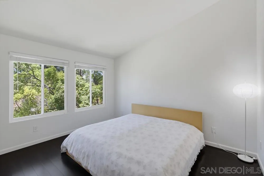 https://cdn.realtyfeed.com/cdn/127/260016978/c27e46d01775498b690c3c09ed077687.webp