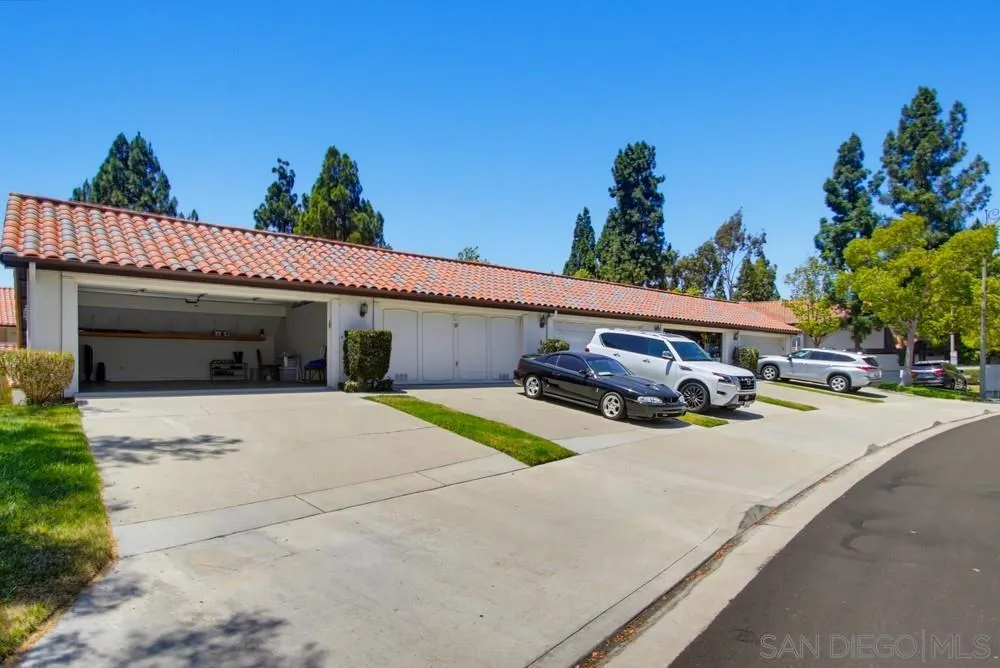 https://cdn.realtyfeed.com/cdn/127/260016978/f96310a5ce7083c350c03fb0885d93bb.webp