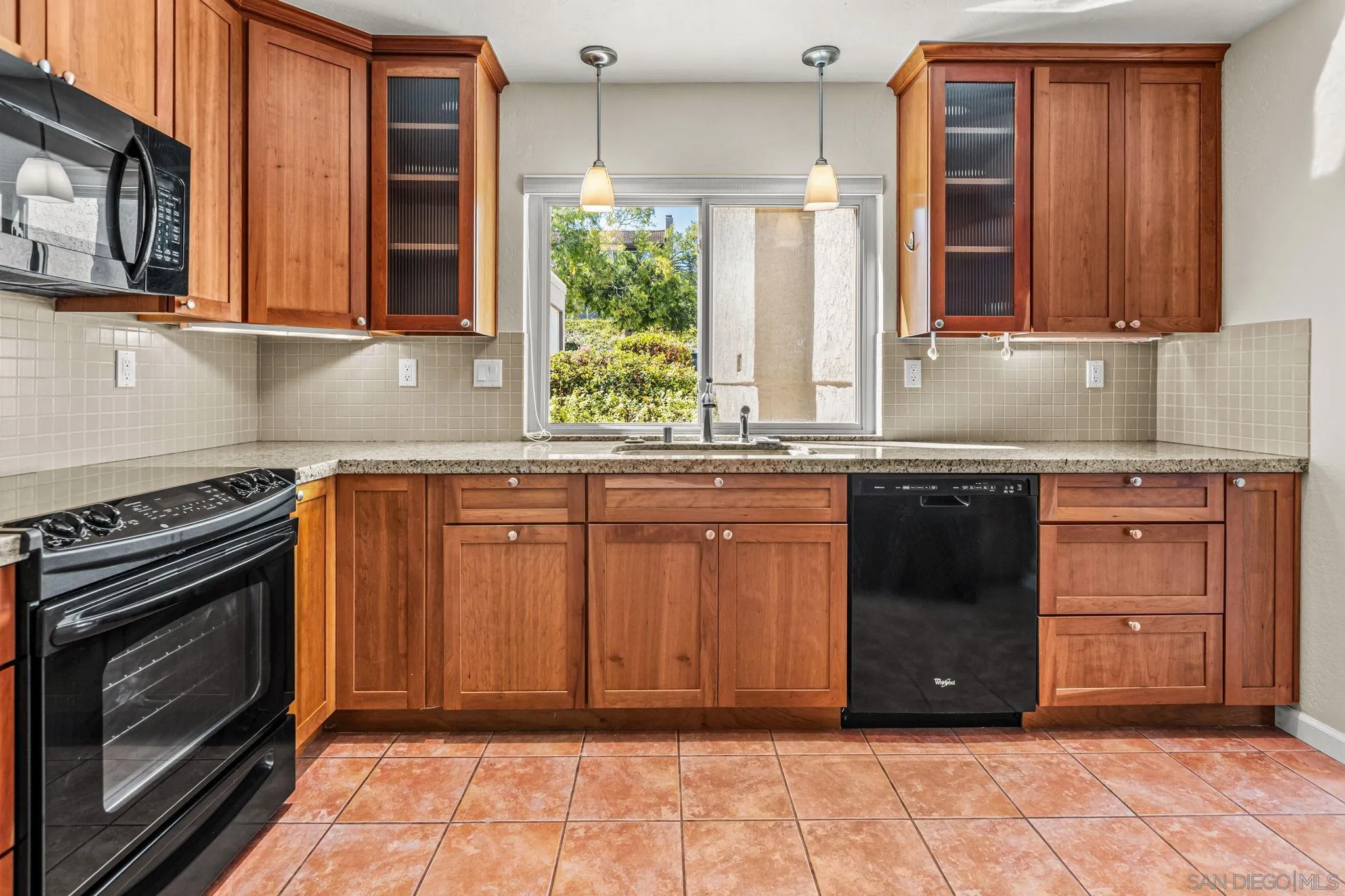 https://cdn.realtyfeed.com/cdn/127/260016981/3a2f6d0419d8a01ab840adf9776e5b55.webp
