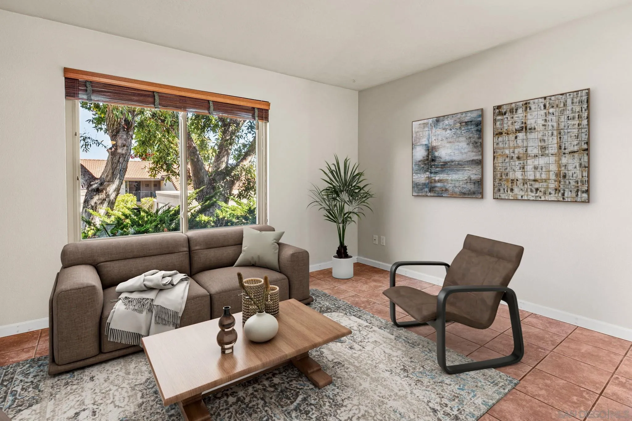 https://cdn.realtyfeed.com/cdn/127/260016981/42e624c3de18ecadbe2cc9783d05a7b7.webp