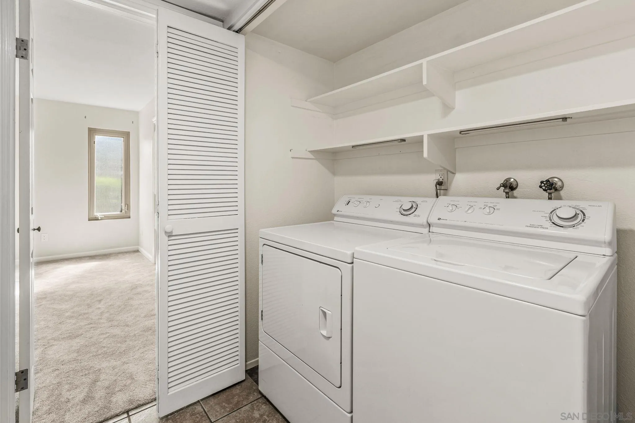 https://cdn.realtyfeed.com/cdn/127/260016981/bbac53cafe7c8a31eeb57d1fbfeb3c88.webp