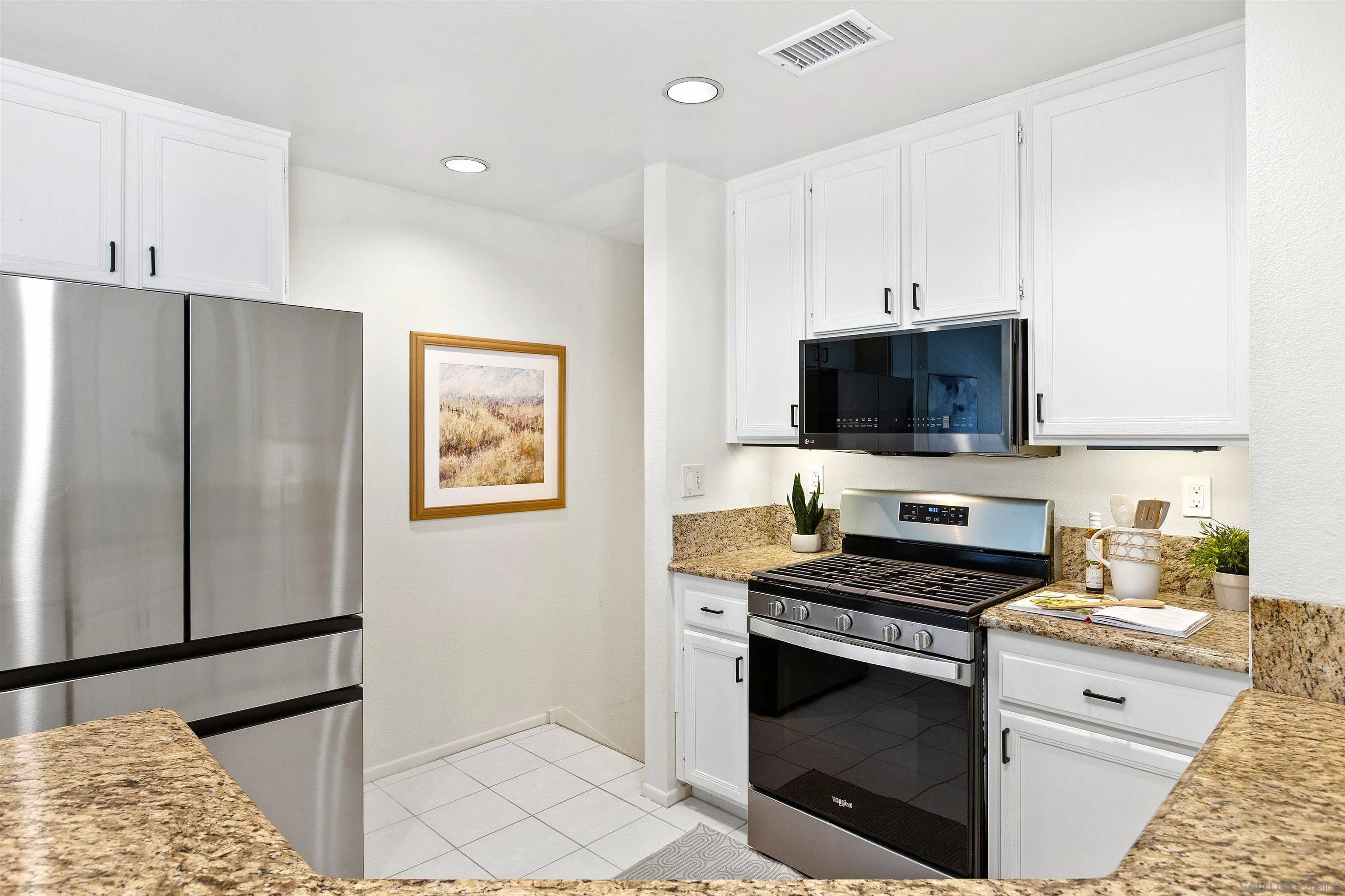 Photo #7: 260016989 Listing: Photo #7