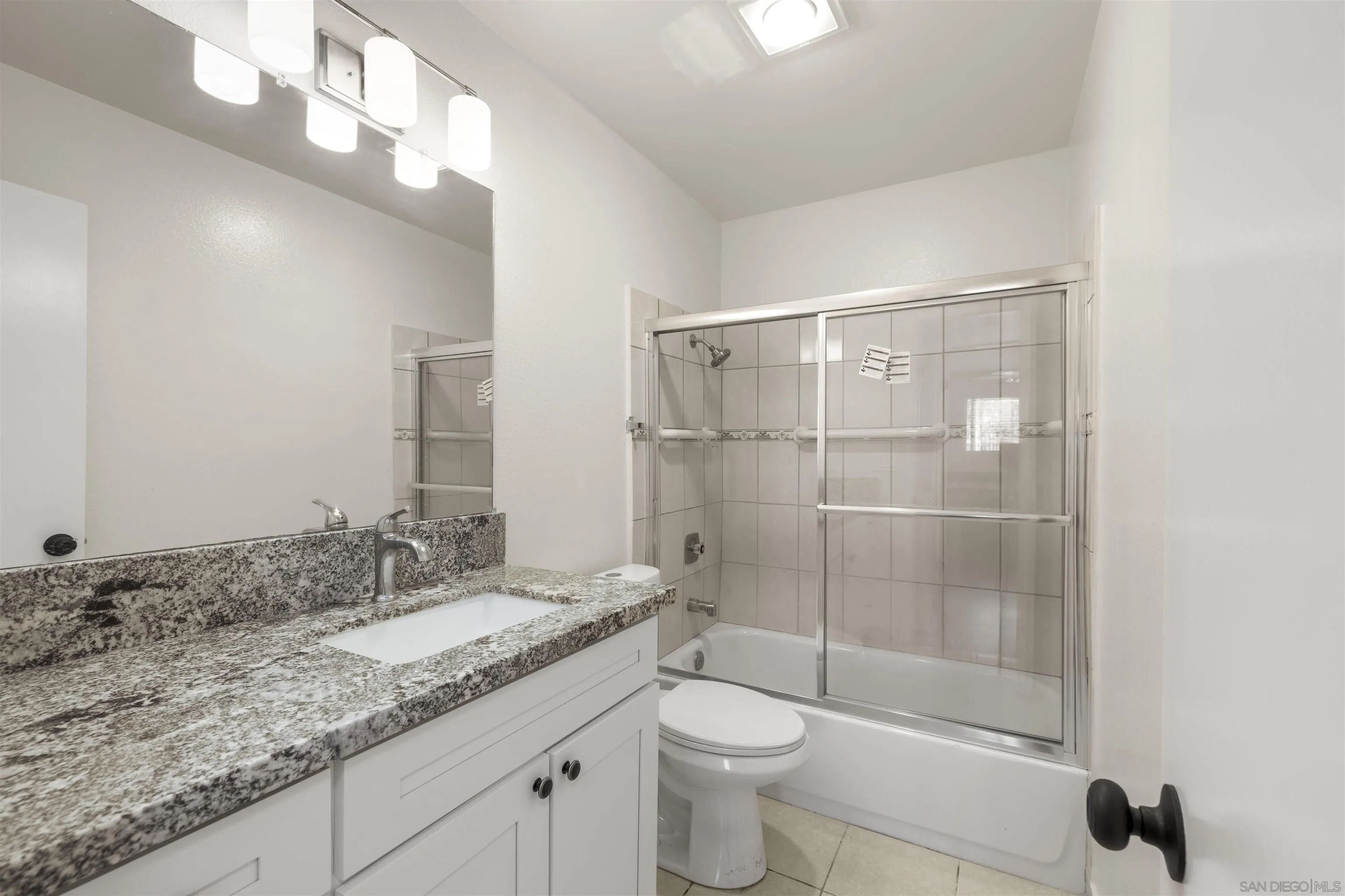 https://cdn.realtyfeed.com/cdn/127/260016991/4724568f18d0728a49d882360b97d4a1.webp