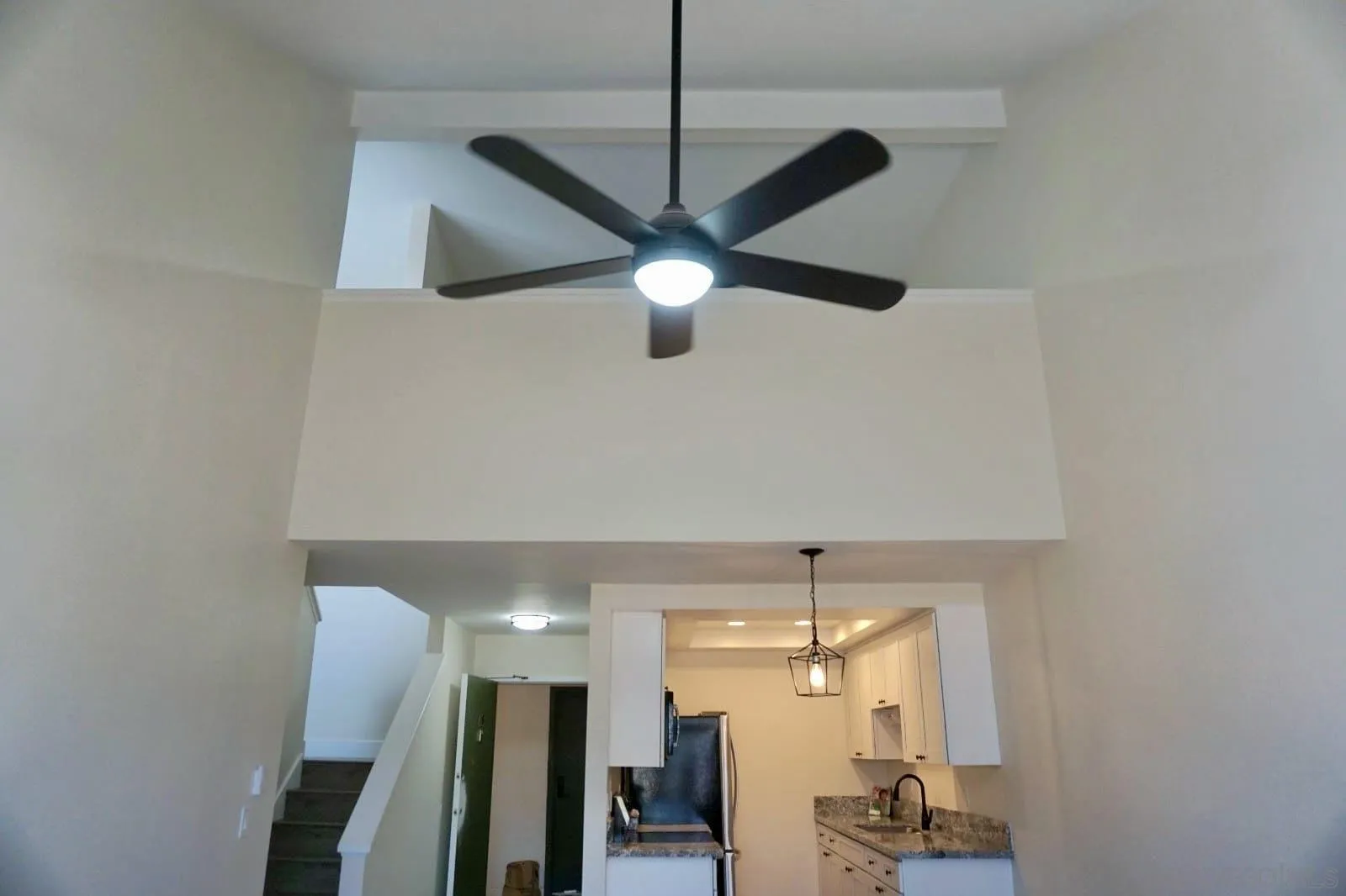 https://cdn.realtyfeed.com/cdn/127/260016991/84006e4df5c7a81b94e0fbb1e3c2b3e6.webp