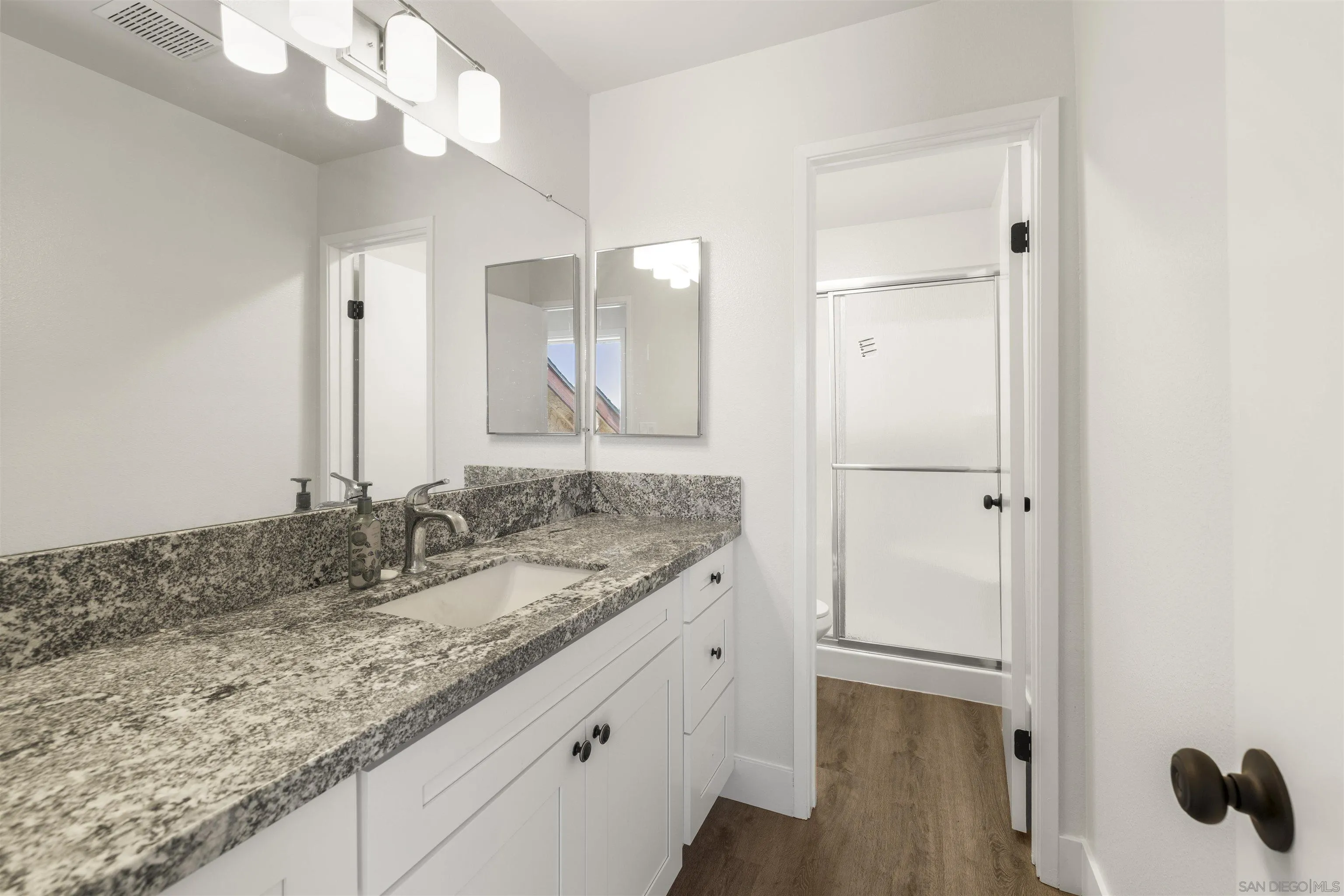 https://cdn.realtyfeed.com/cdn/127/260016991/bacb85b97167dd8e527f1c4cdcdae4ab.webp