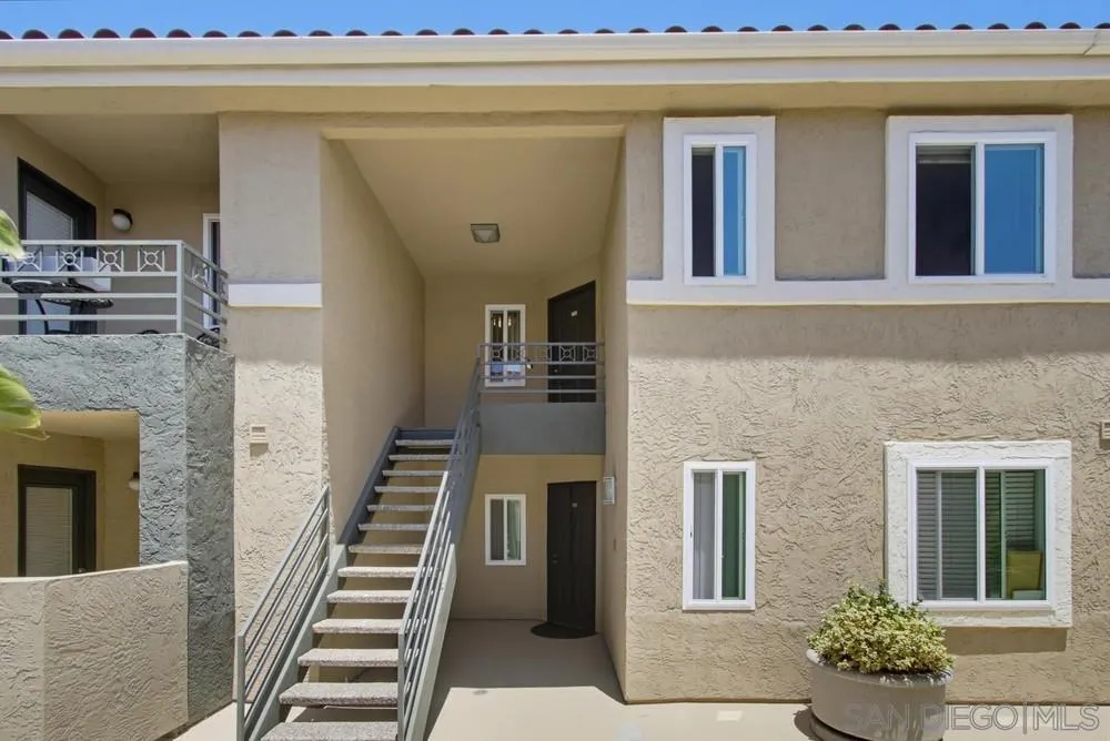 Photo #1: 260016992 Listing: Photo #1