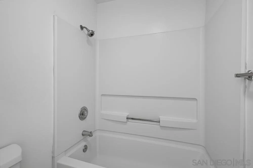Photo #19: 260016992 Listing: Photo #19