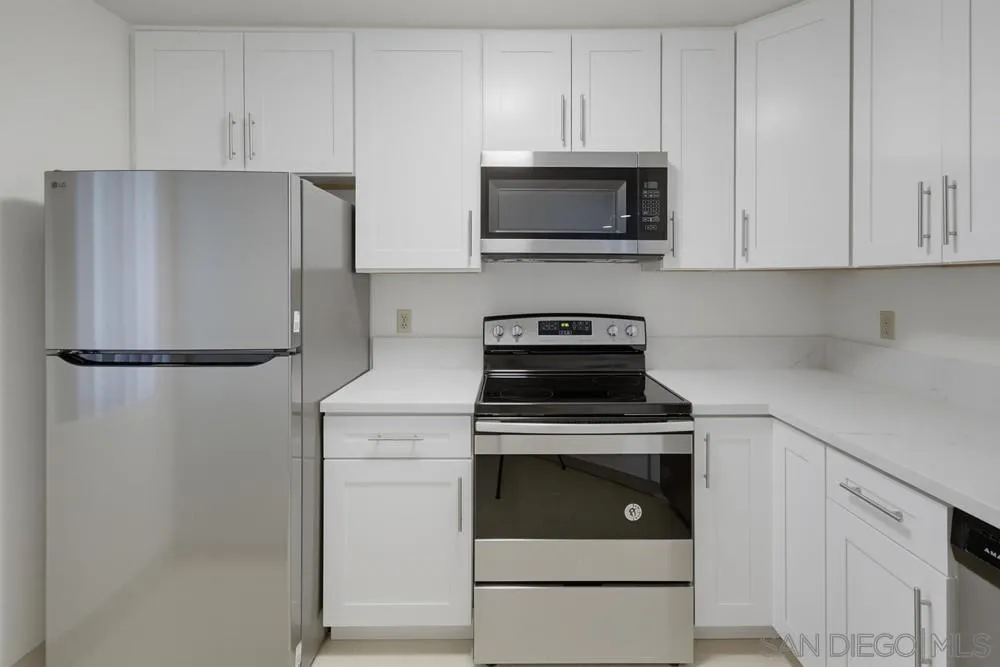 Photo #11: 260016992 Listing: Photo #11