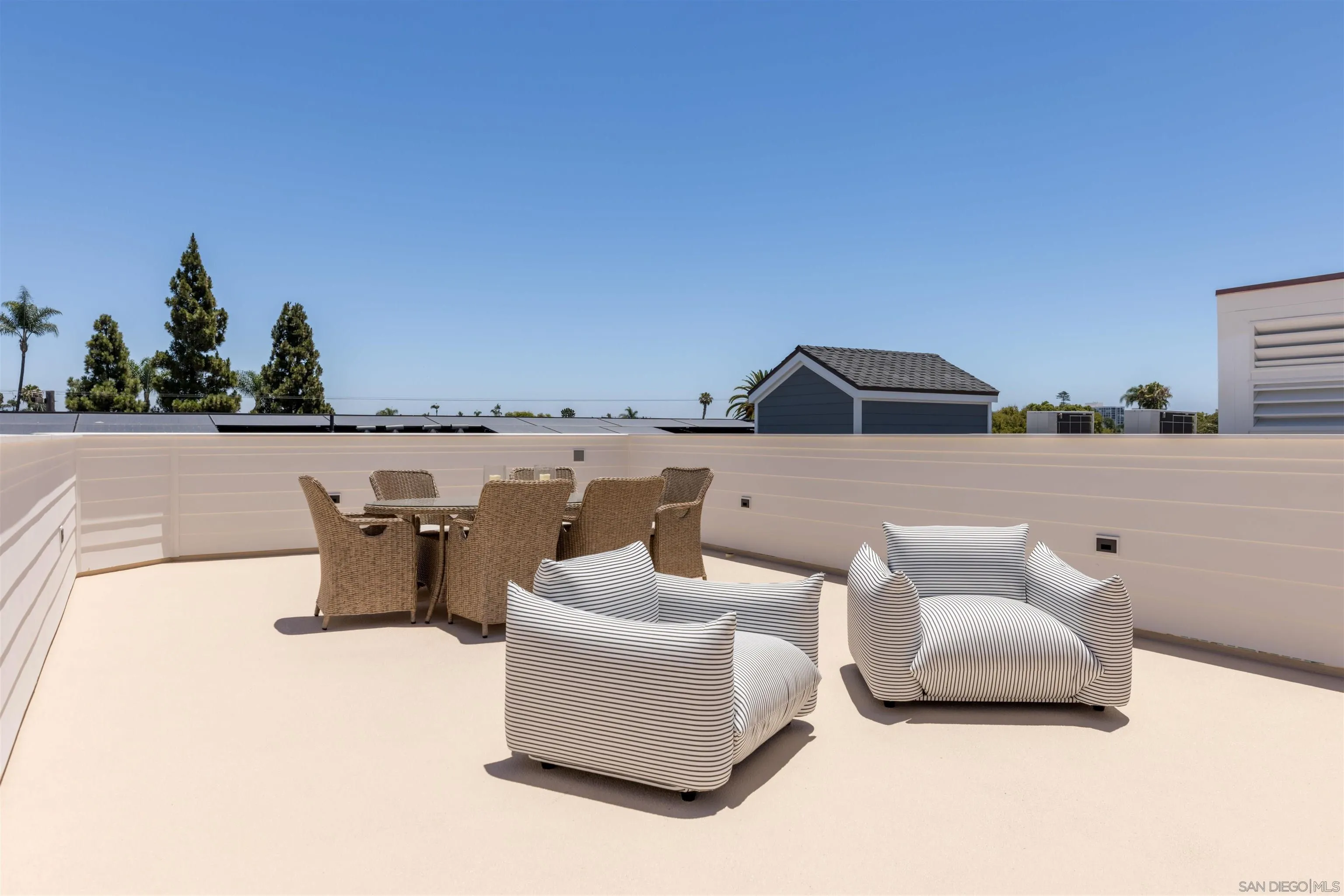 747 Orange Ave 302