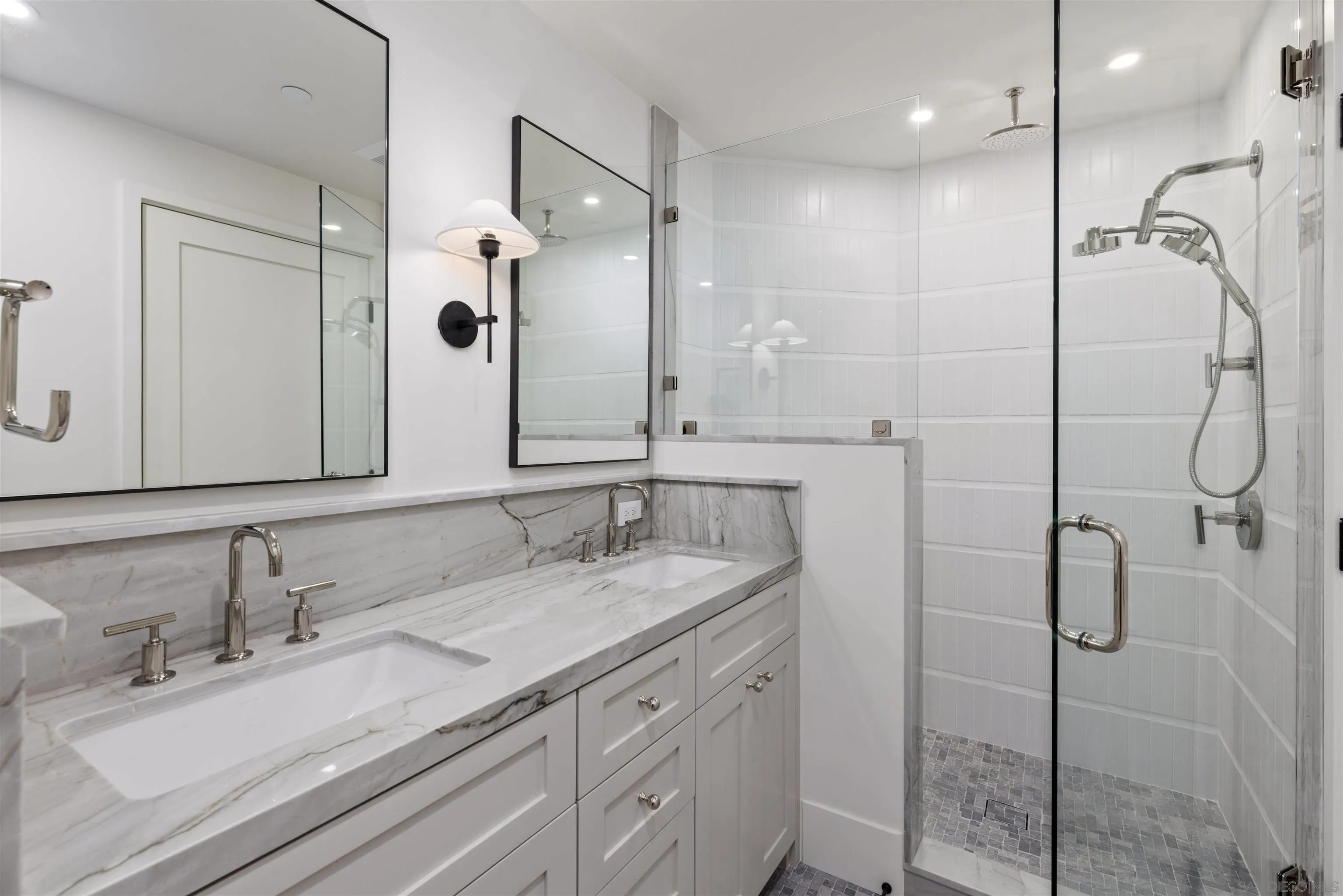 Photo #8: 260016997 Listing: Photo #8