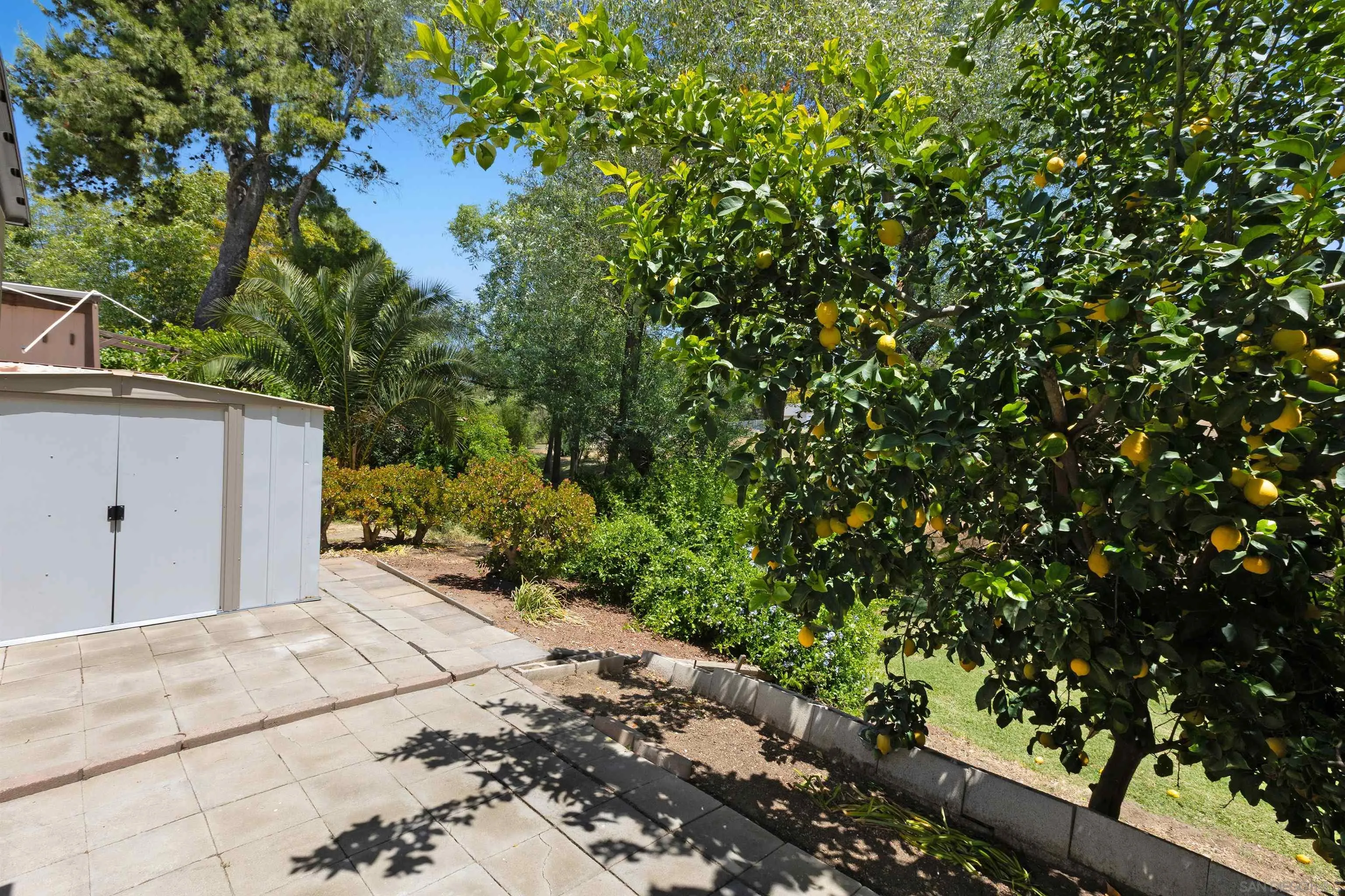 https://cdn.realtyfeed.com/cdn/127/260017004/bec1f2d4de2d14f10366517110e9c5ec.webp
