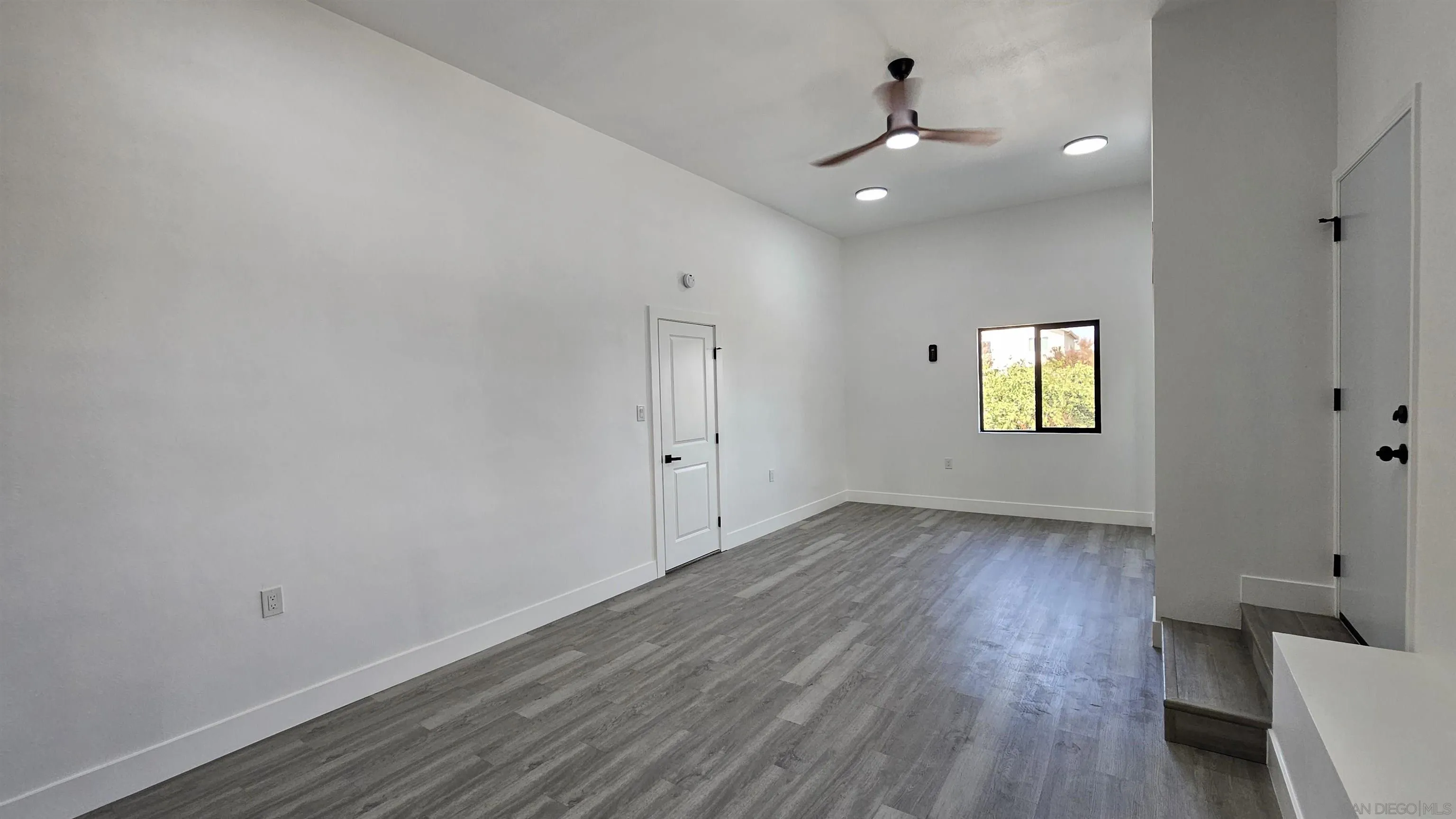 https://cdn.realtyfeed.com/cdn/127/260017013/21d65d317d97e02c078b15a798b5dc10.webp
