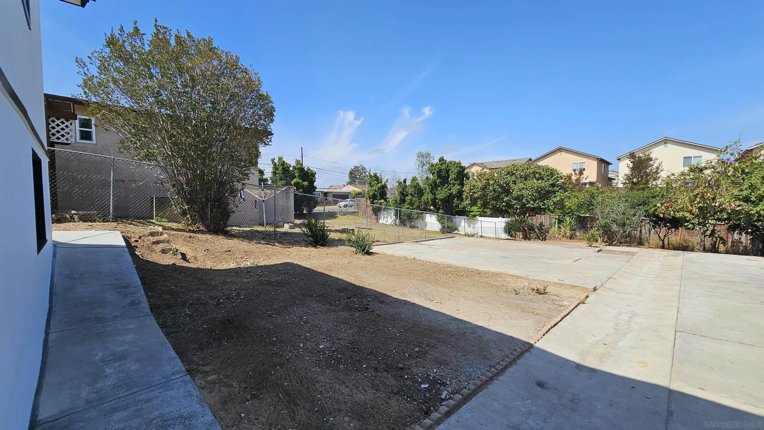 https://cdn.realtyfeed.com/cdn/127/260017013/3d84c2facff89f18d070de5b86e1f7c6.webp