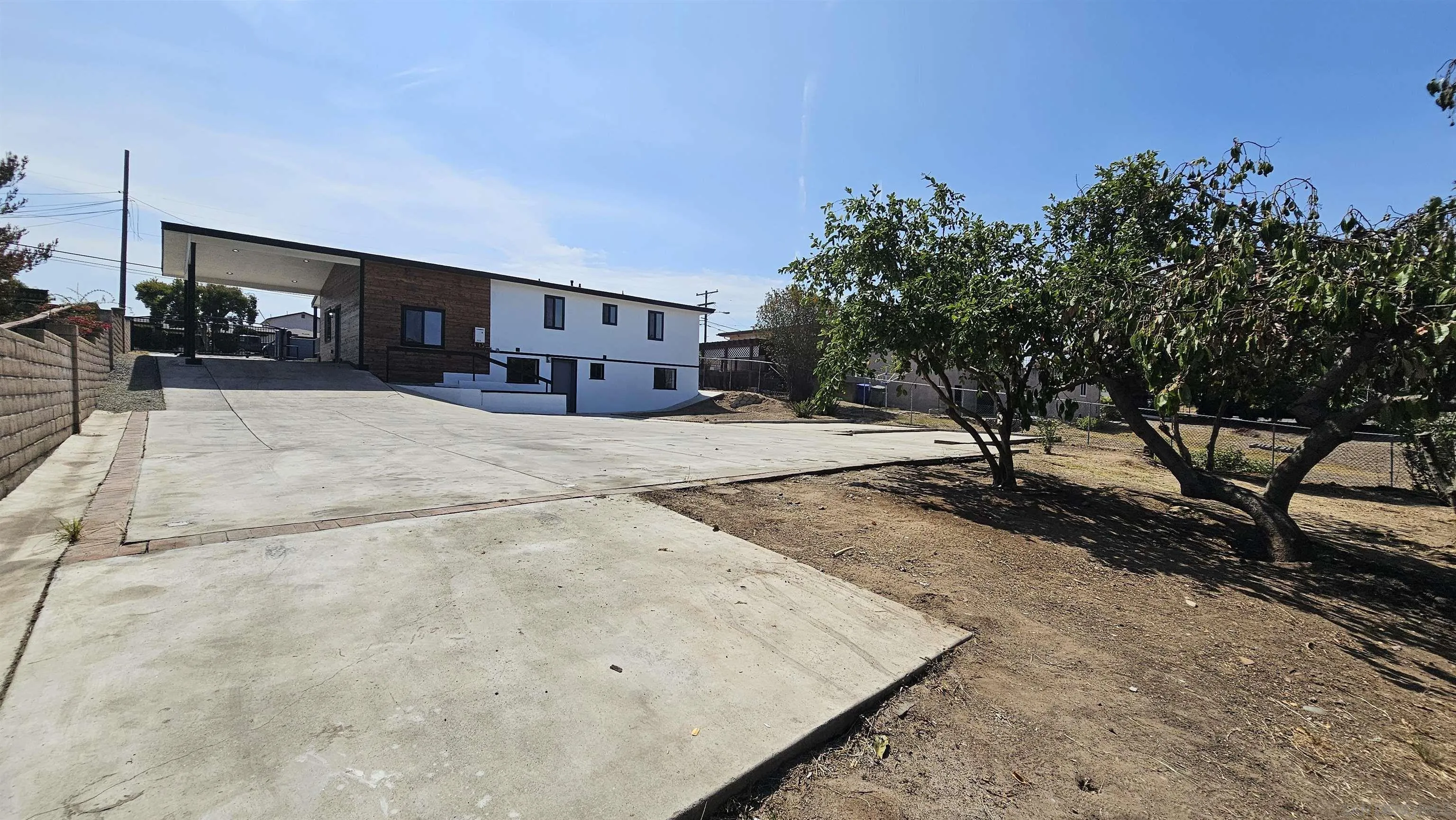 https://cdn.realtyfeed.com/cdn/127/260017013/47f1329015b6062f7a082302e322315c.webp