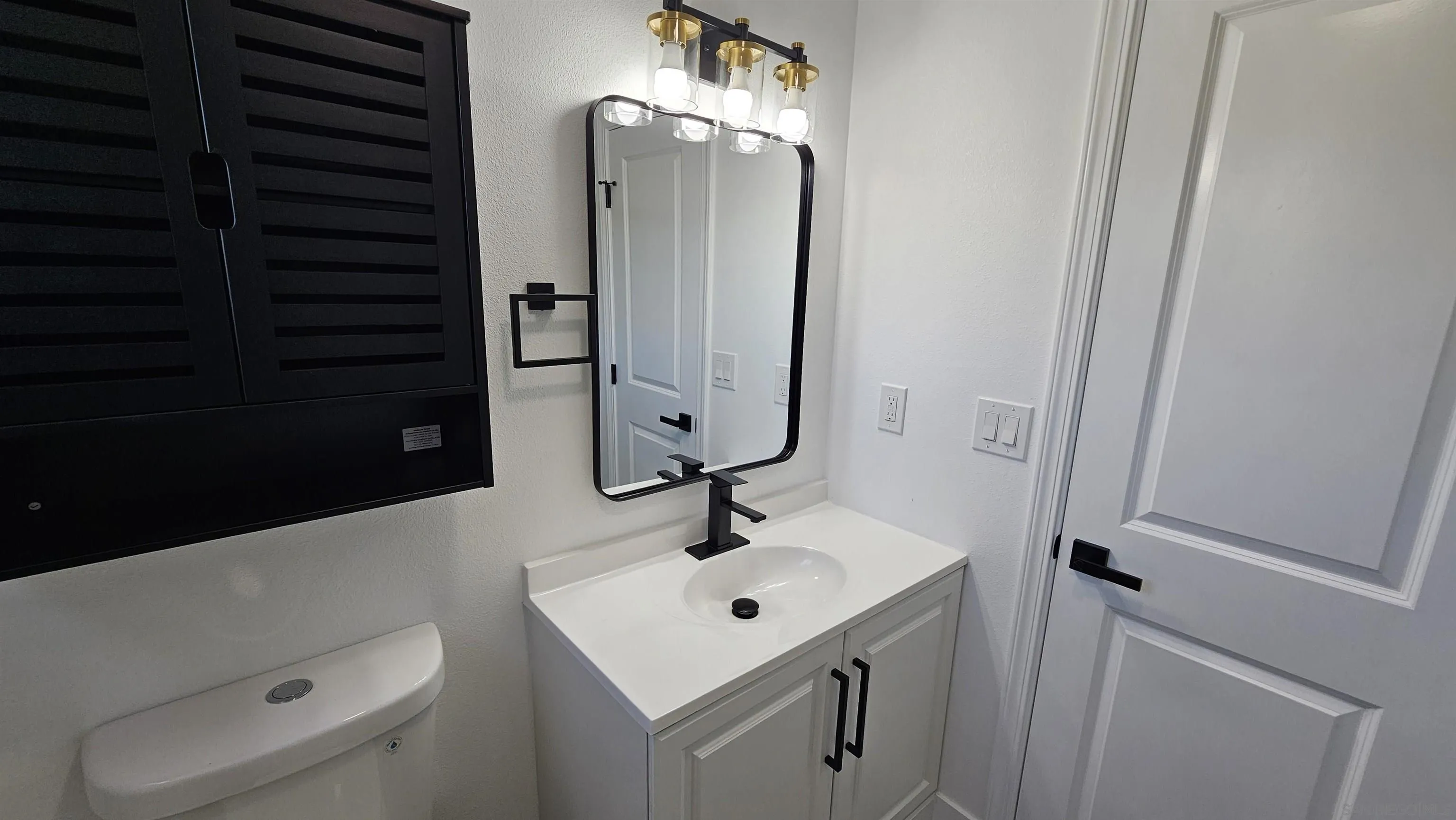 https://cdn.realtyfeed.com/cdn/127/260017013/bdd620003c28599b21598e47d818379b.webp