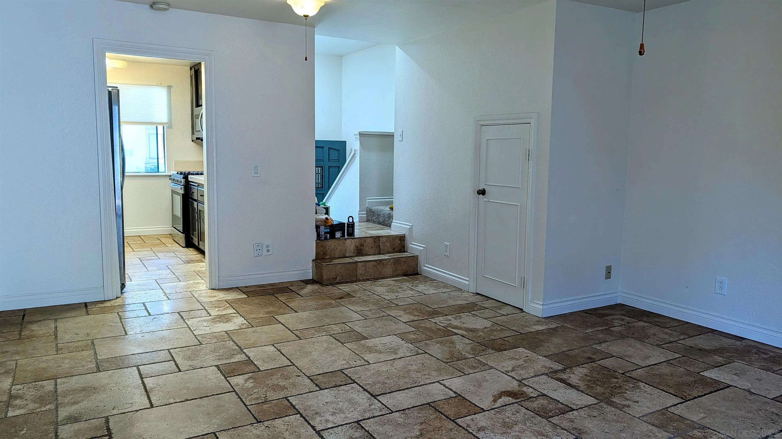 Photo #5: 260017028 Listing: Photo #5